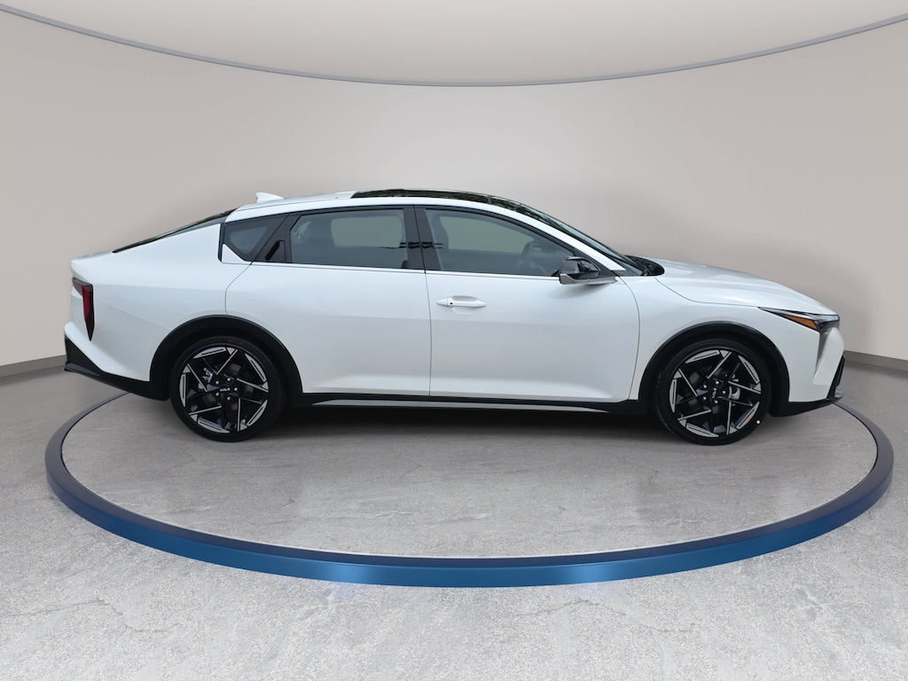 New 2026 Kia K4 GT-Line Sedan