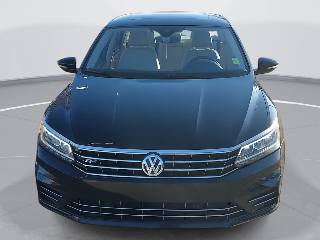 Used 2019 Volkswagen Passat 2.0T SE R-Line Sedan