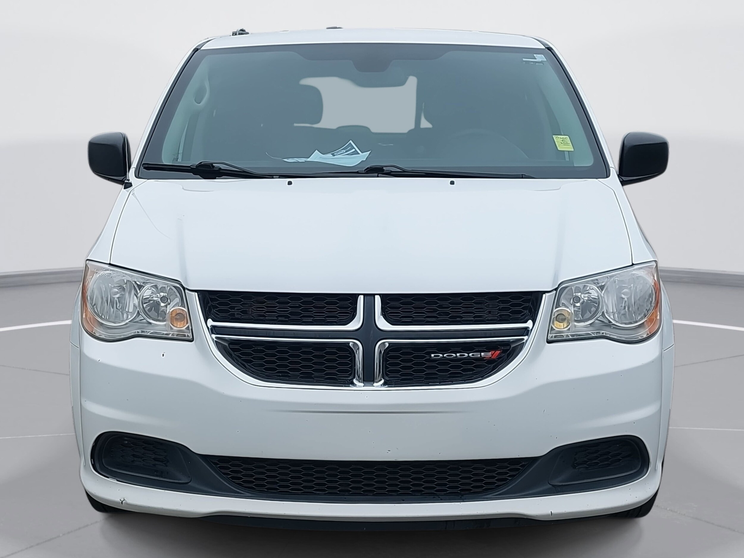 2019 Dodge Grand Caravan SE photo 2