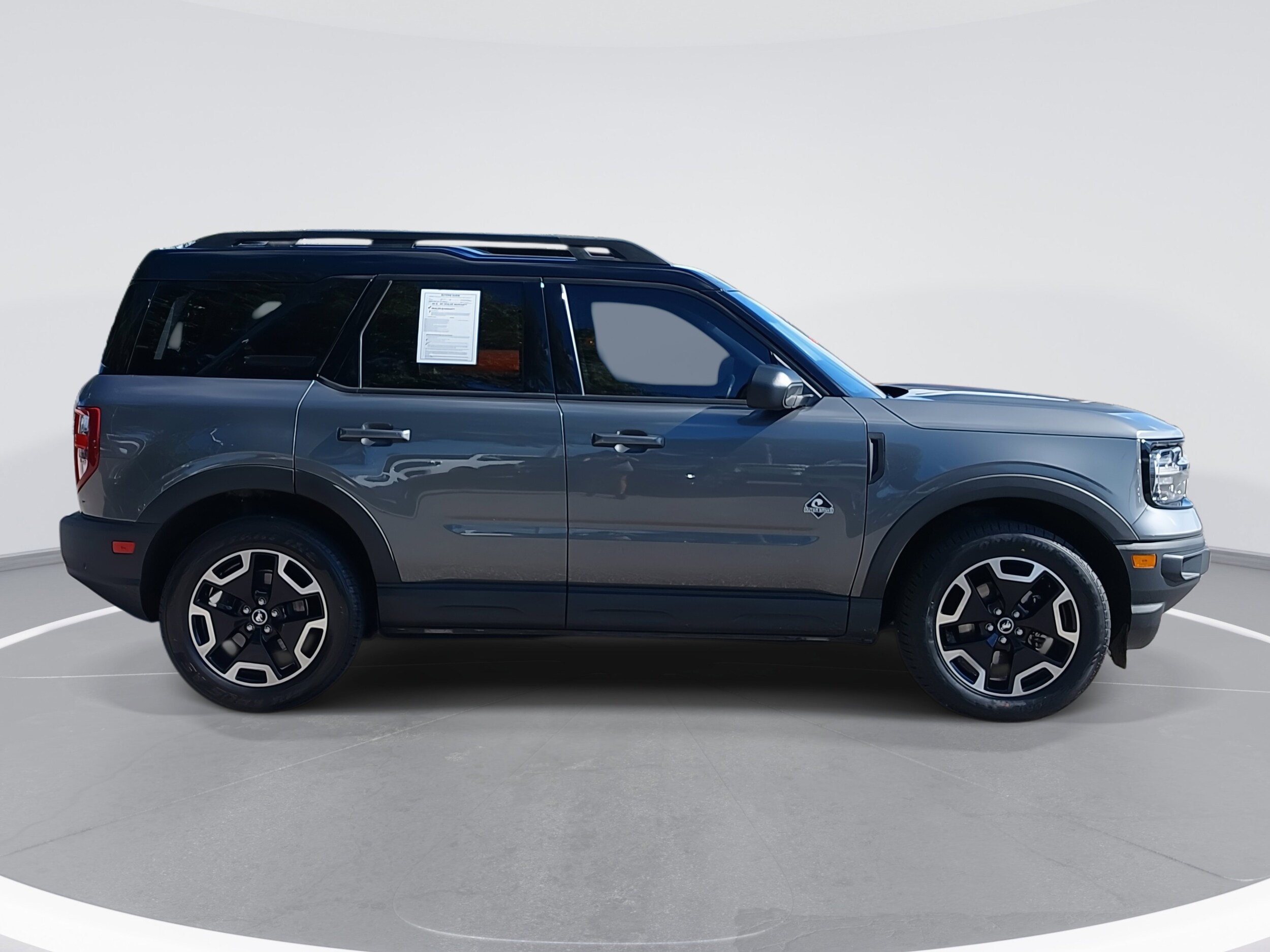 2022 Ford Bronco Sport Outer Banks photo 4
