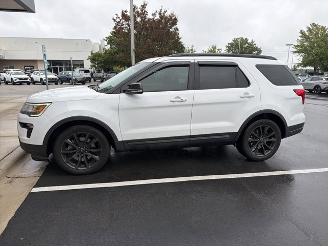 2018 Ford Explorer XLT photo 2
