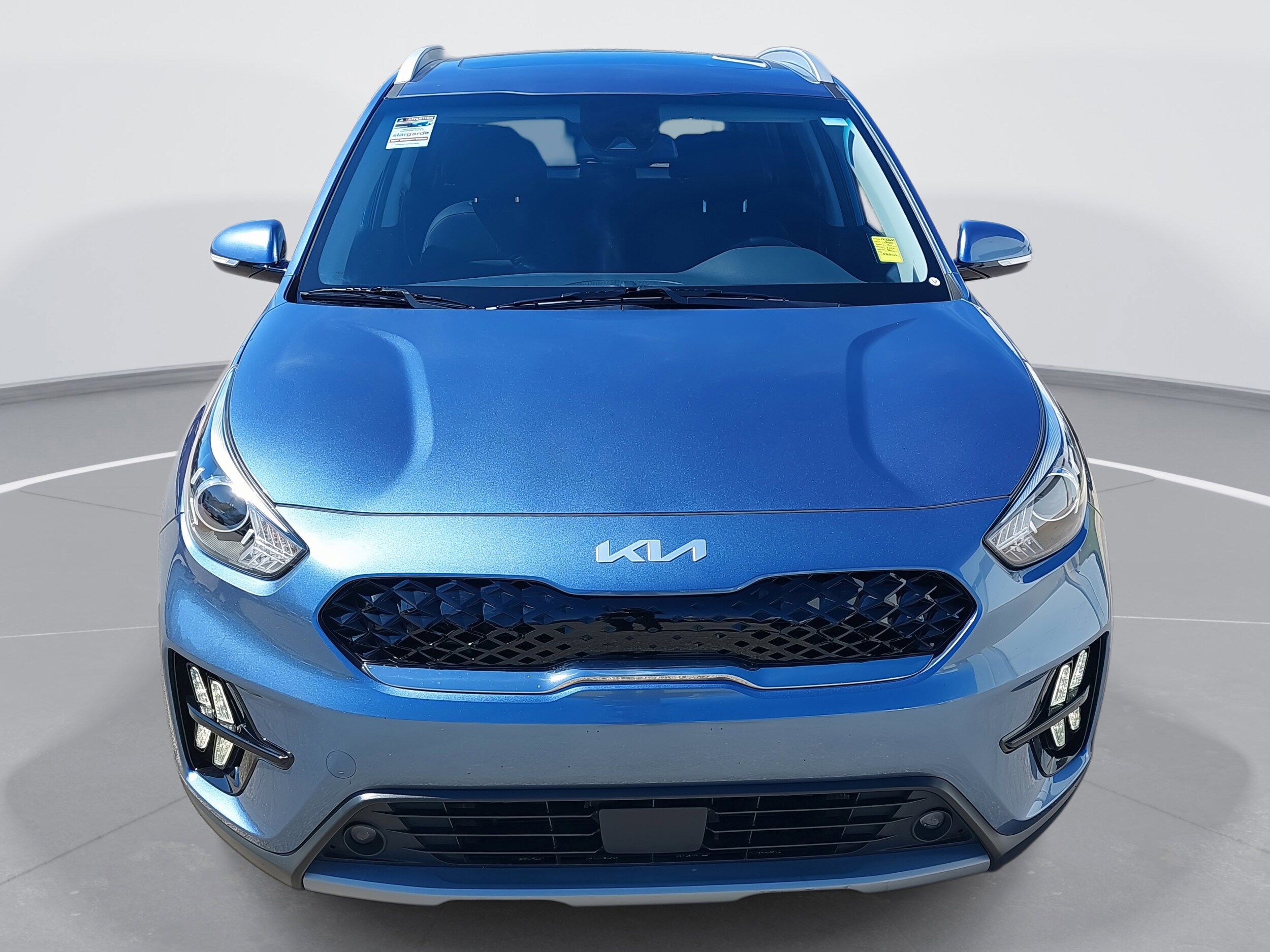 2022 Kia Niro EX Premium photo 2
