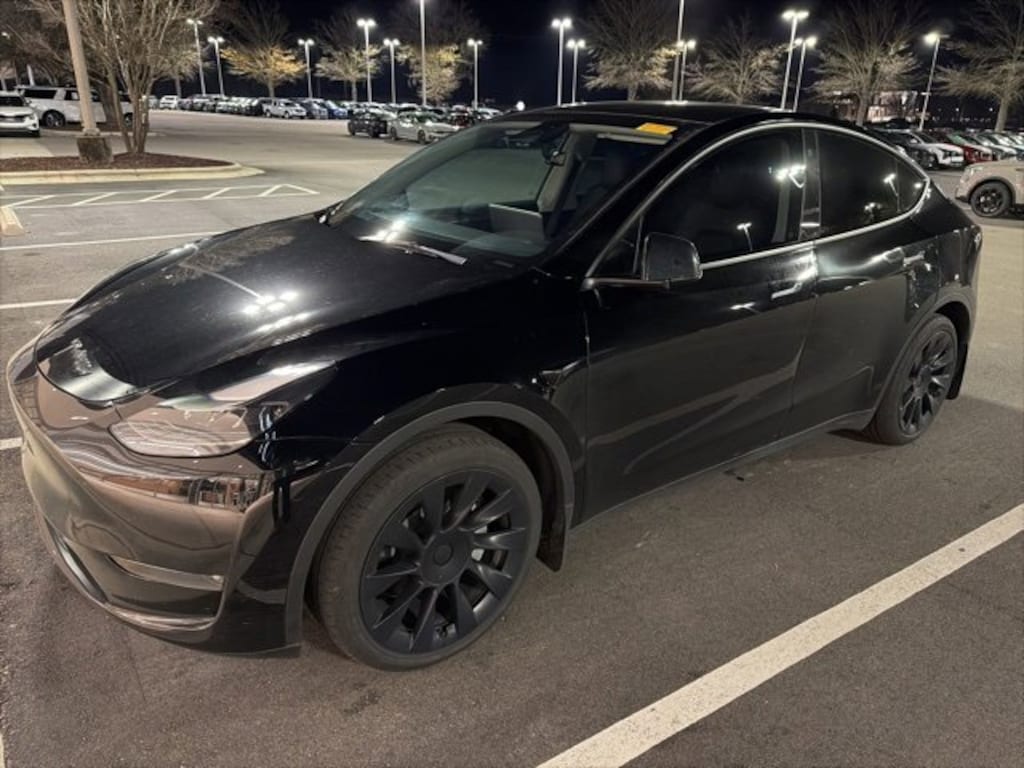 Used 2023 Tesla Model Y Long Range SUV