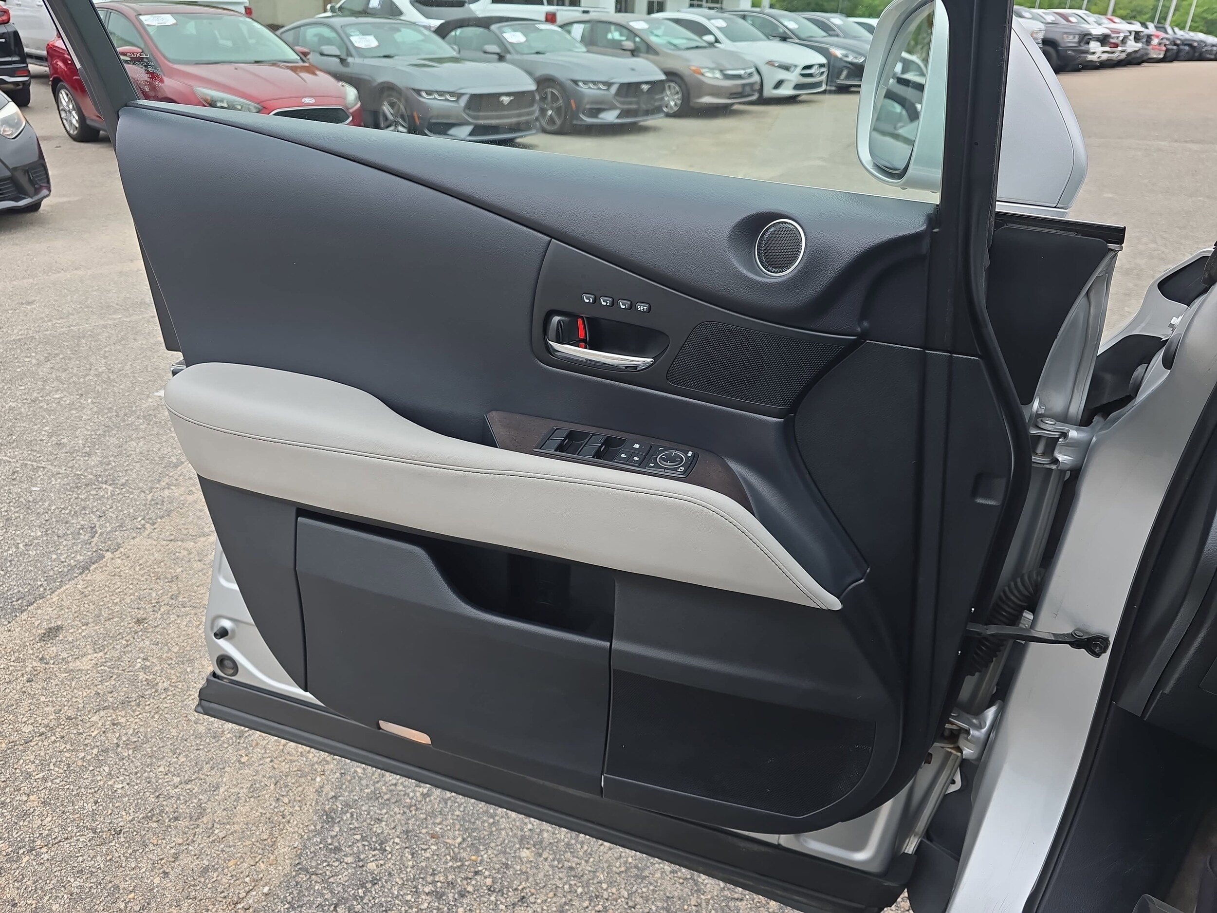 2013 Lexus RX 350 - Photo 25