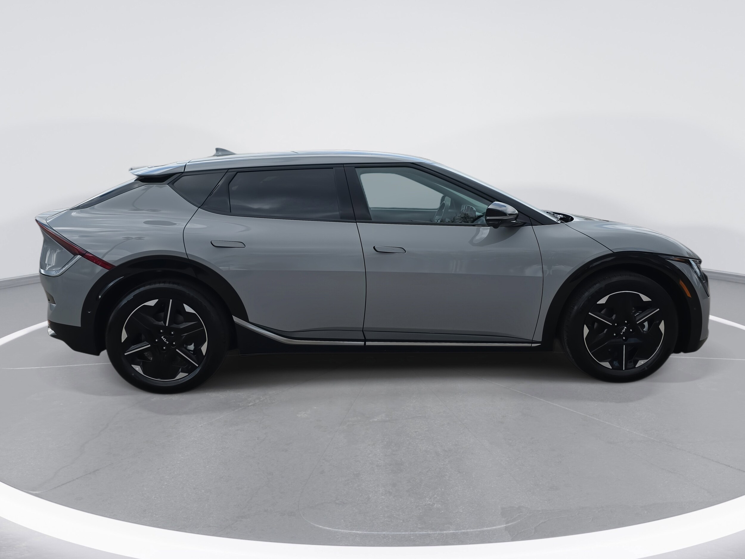 2025 Kia EV6 Wind photo 4