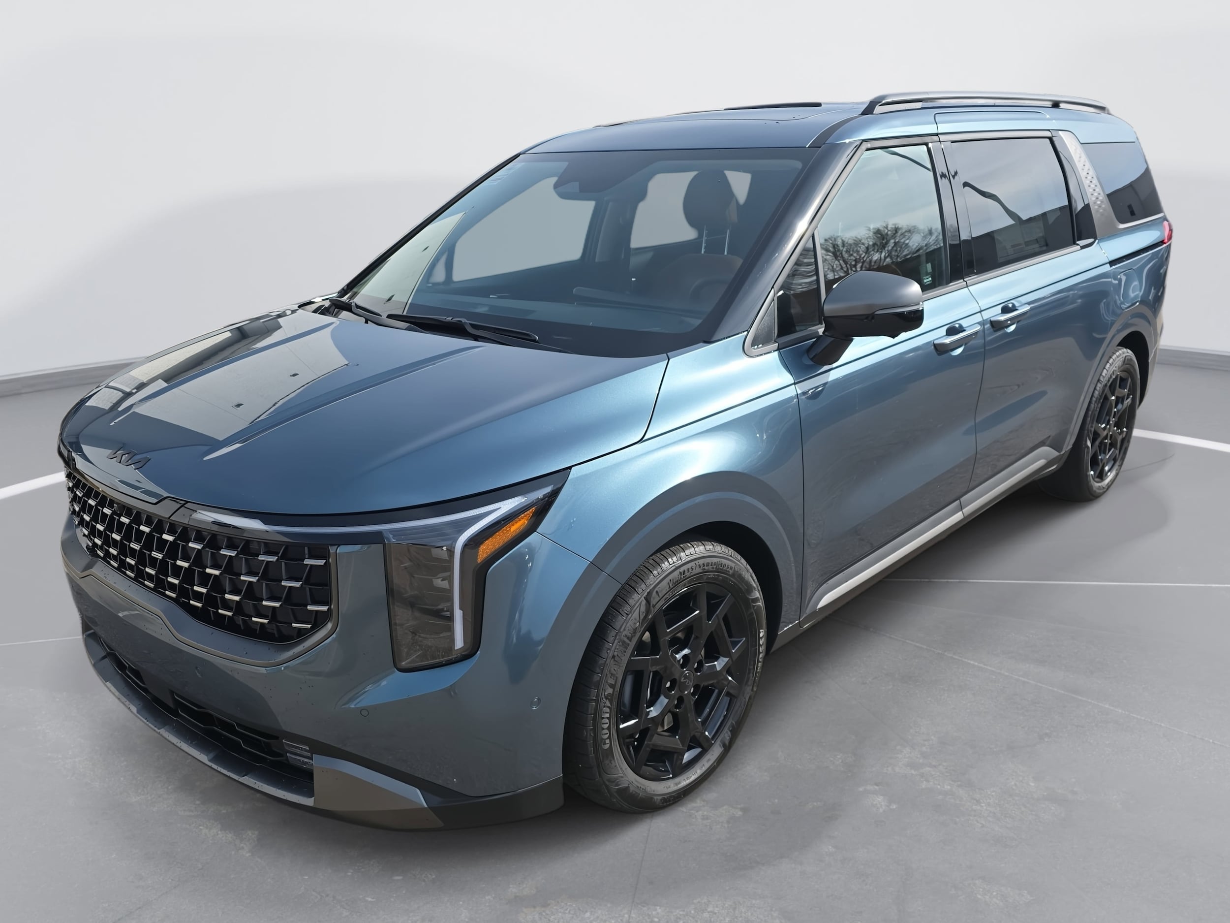 2026 Kia Carnival SX's photo