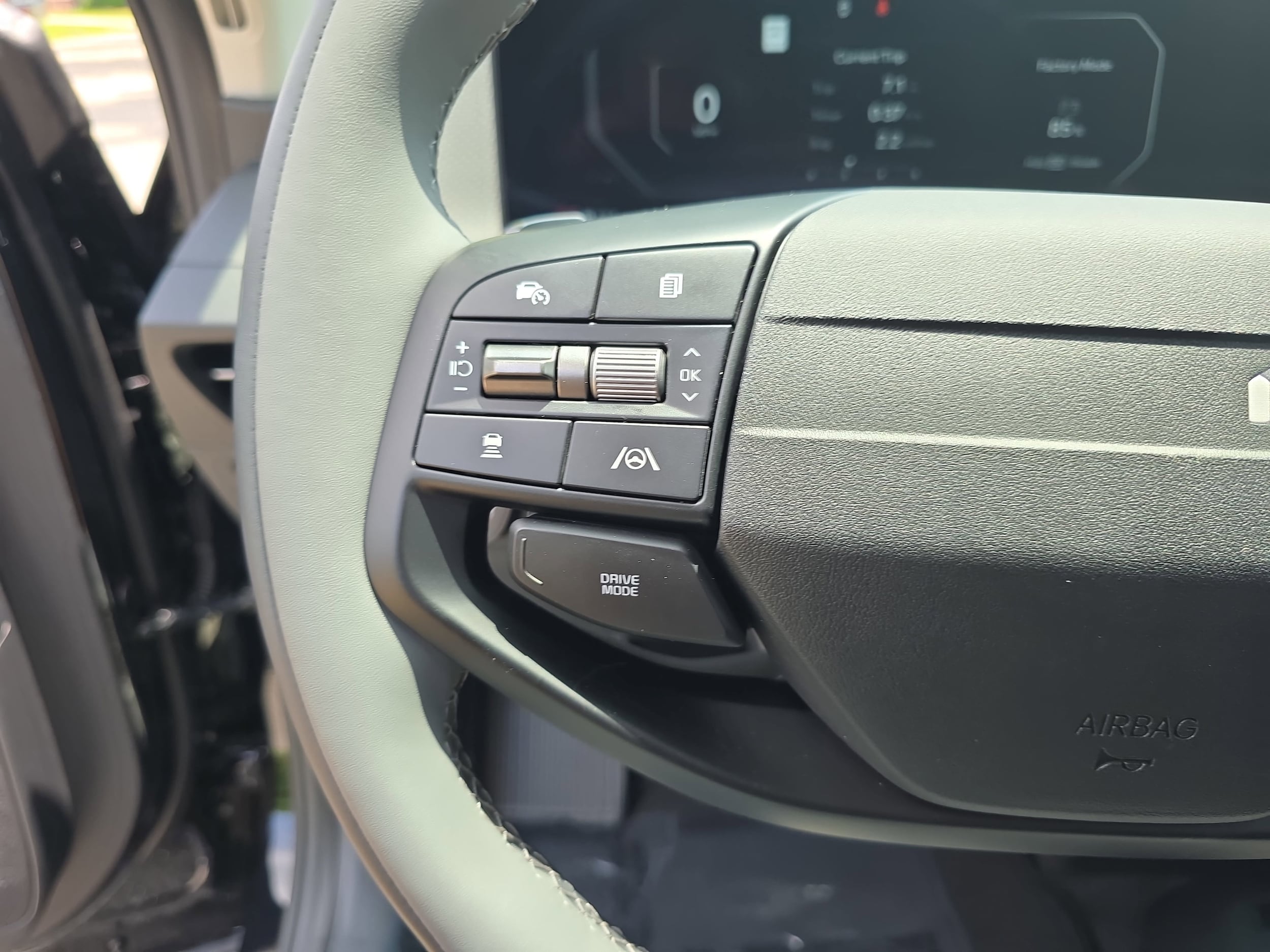 2025 Kia EV6 Wind - Photo 17