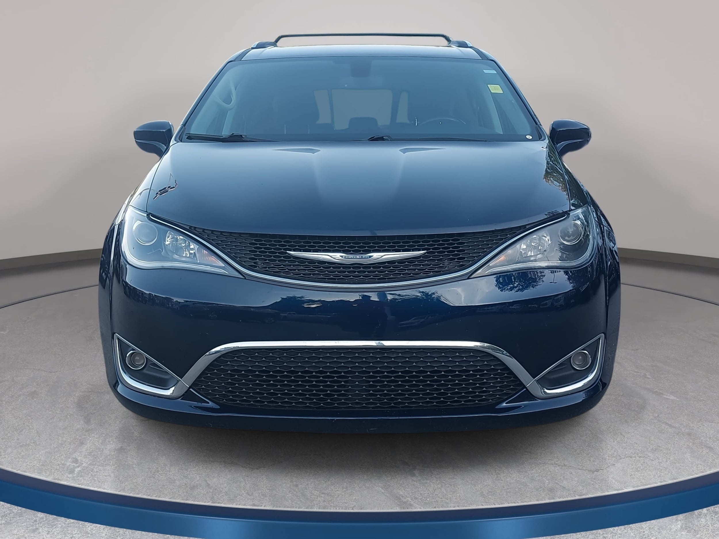 Used 2019 Chrysler Pacifica Touring L with VIN 2C4RC1BG9KR721912 for sale in Knightdale, NC