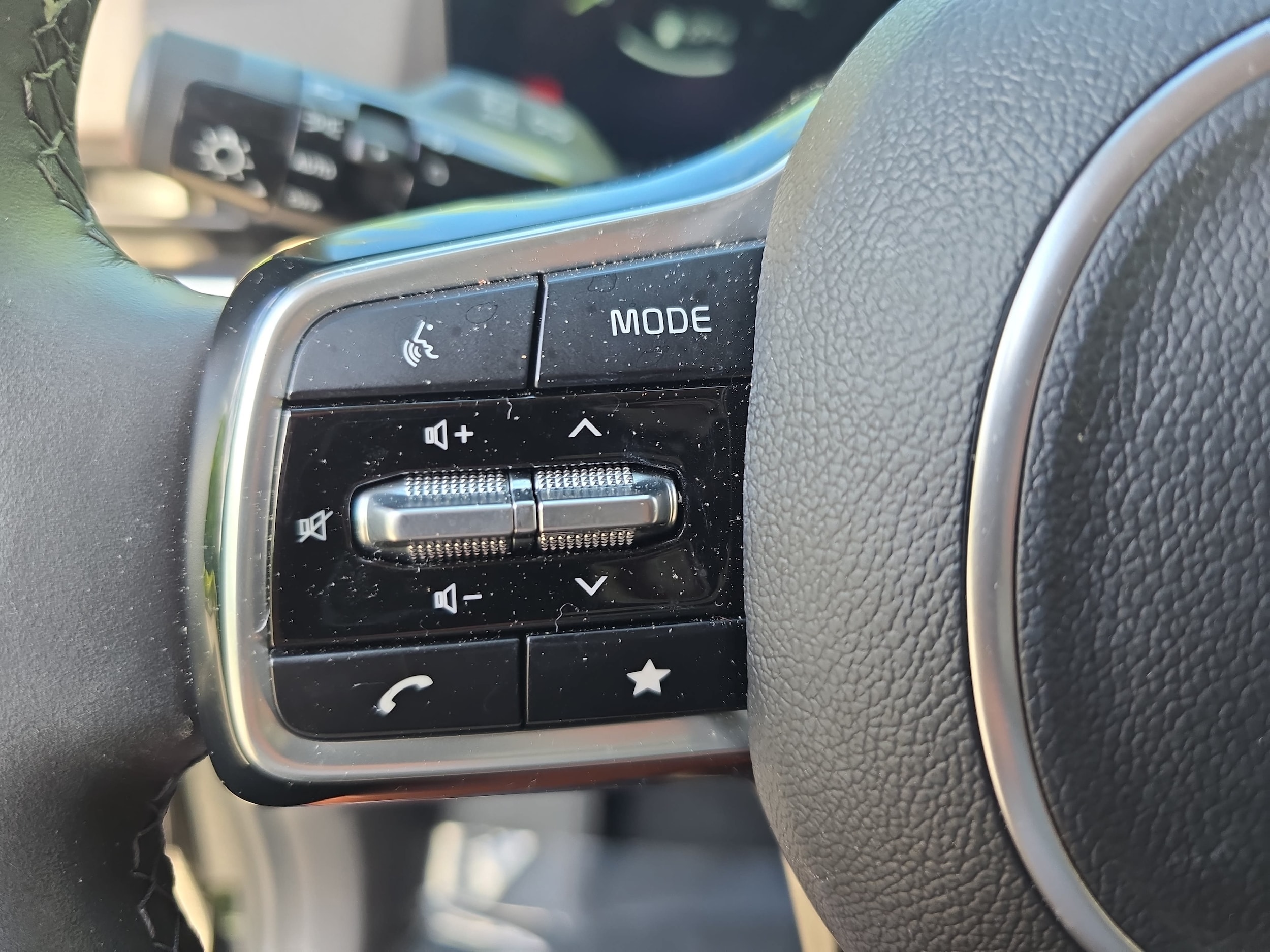 2026 Kia Carnival SX Prestige - Photo 17