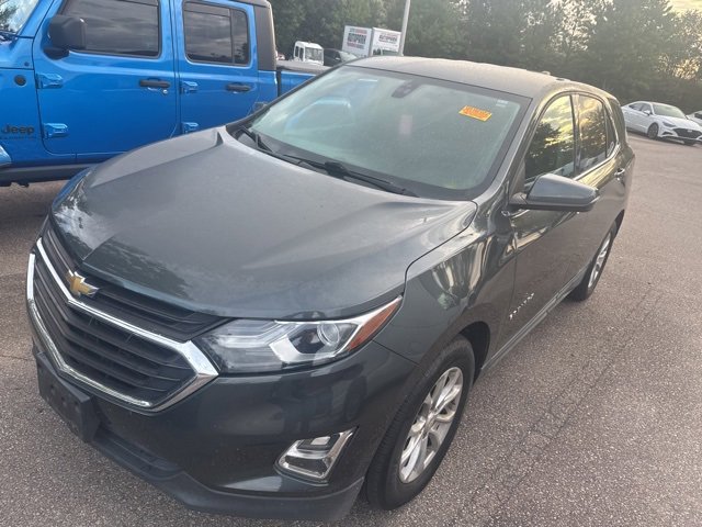 2018 Chevrolet Equinox photo 2