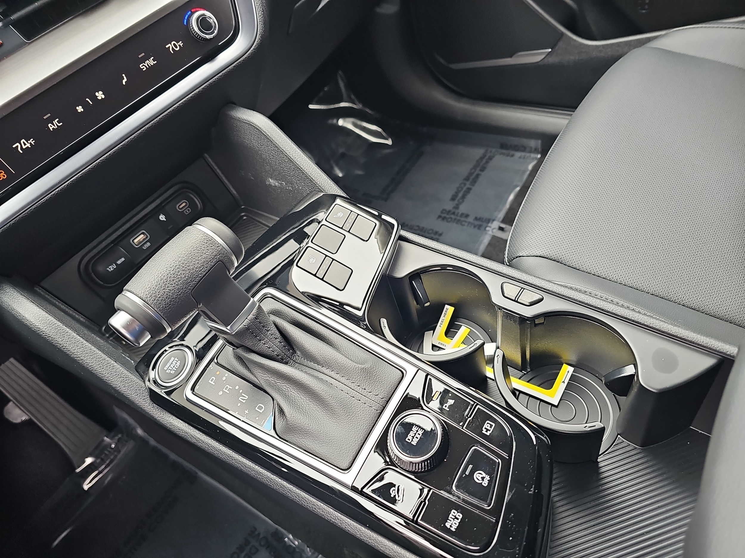 2025 Kia Sportage EX - Photo 25