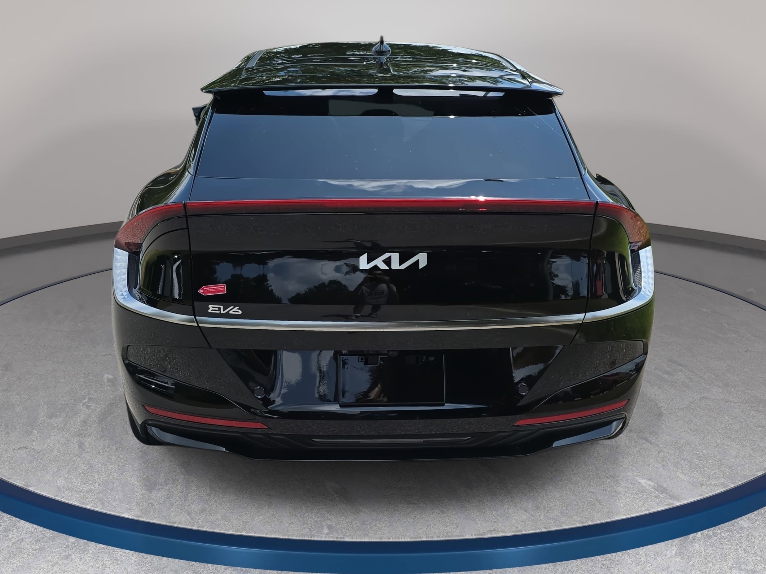 2025 Kia EV6 Wind - Photo 6