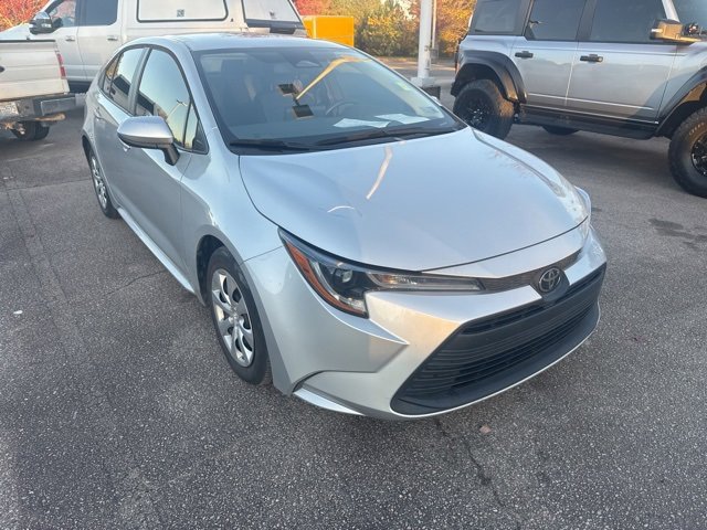 2023 Toyota Corolla LE photo 3