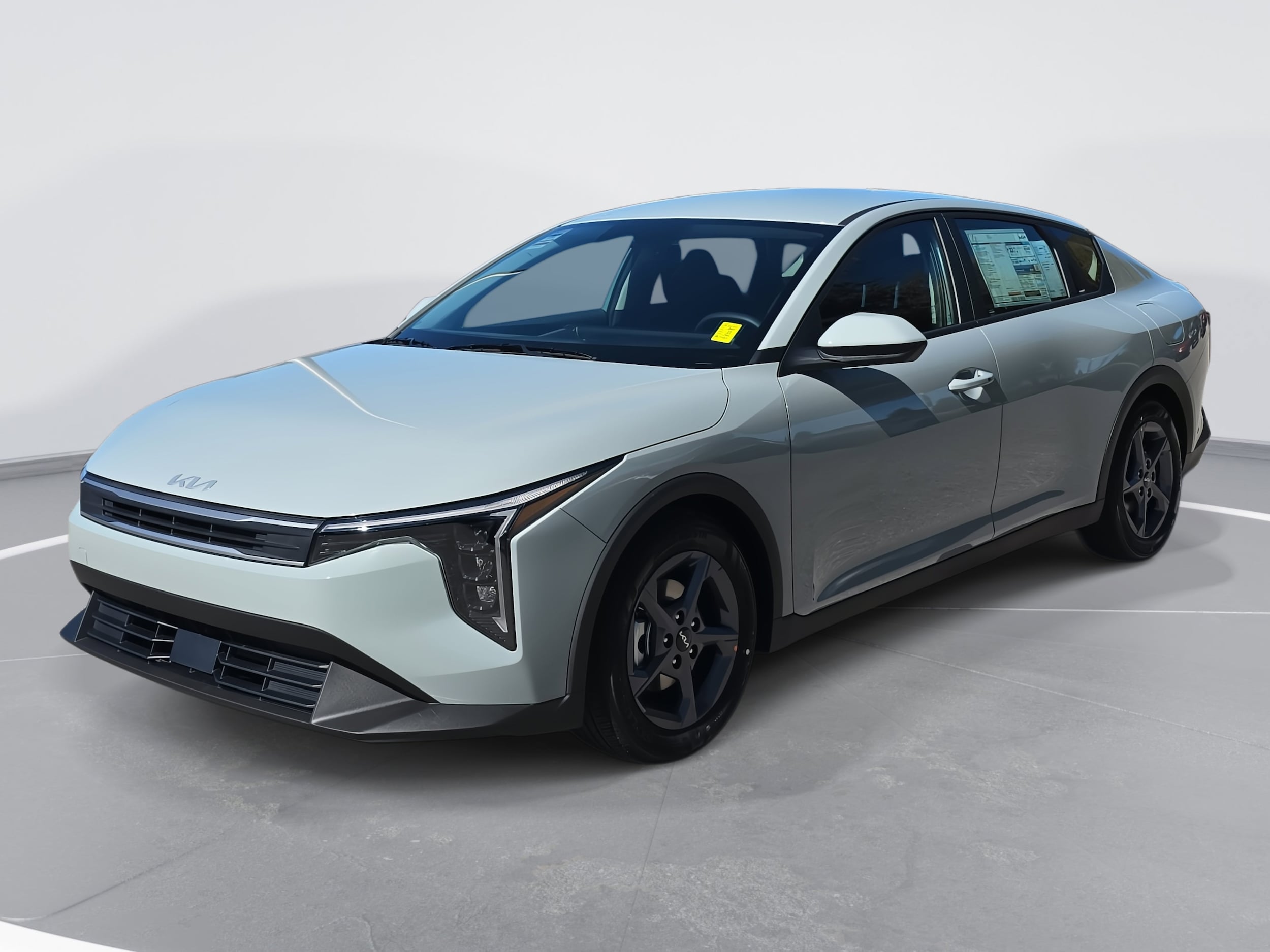 2025 Kia K4 LXS's photo