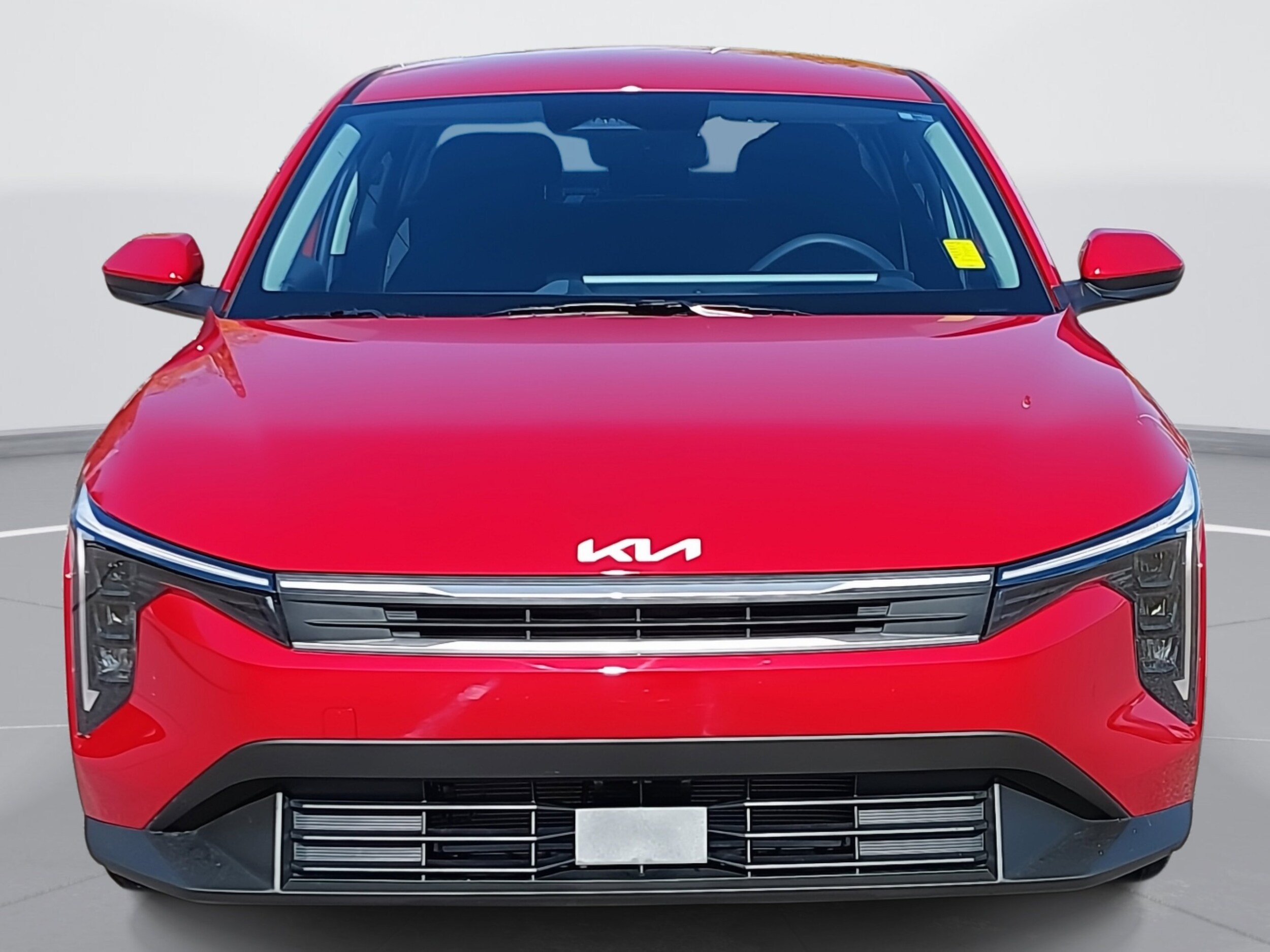 2025 Kia K4 LXS photo 2