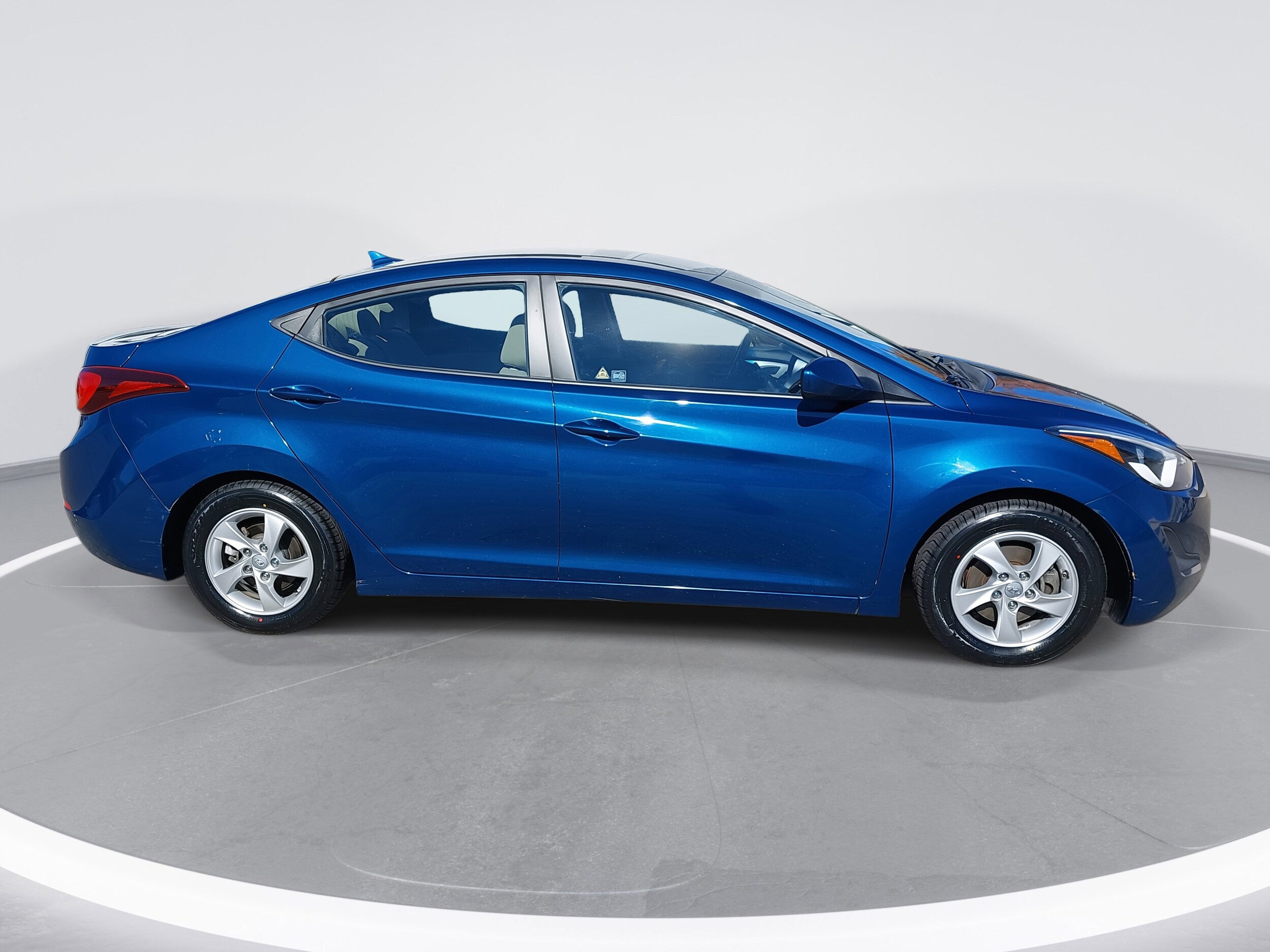 2014 Hyundai Elantra SE photo 4