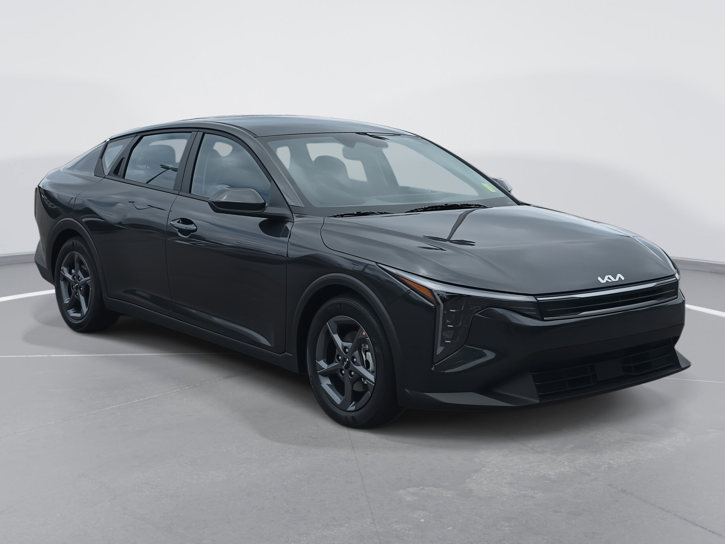 2025 Kia K4 LXS photo 3