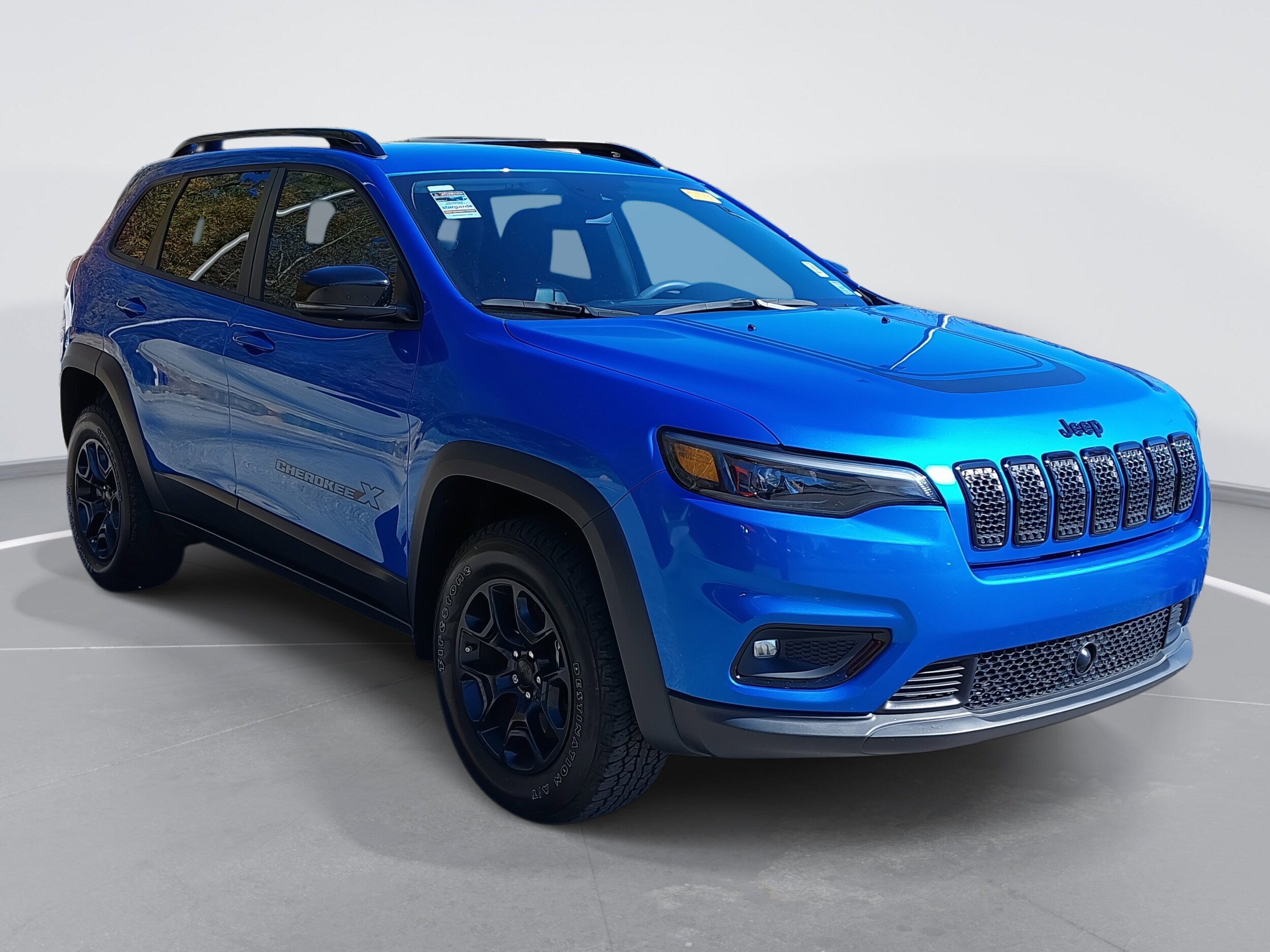 2022 Jeep Cherokee Latitude photo 2