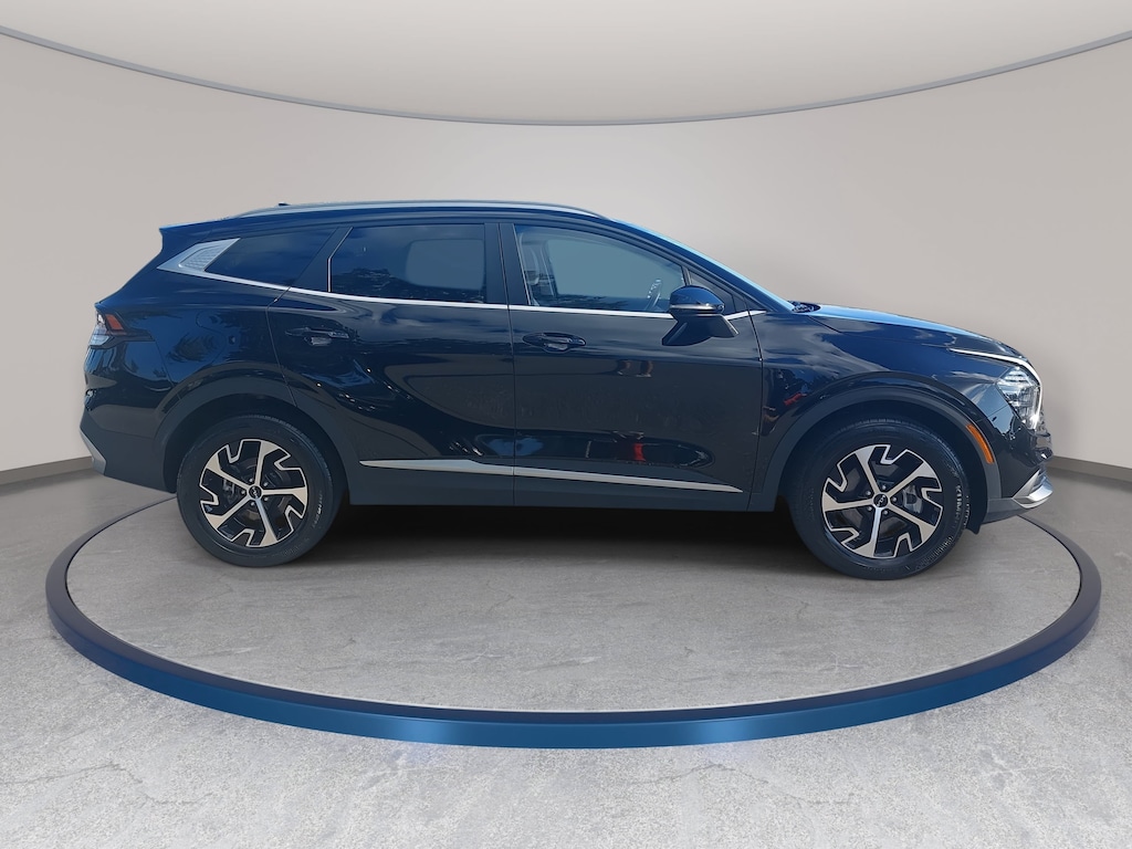 Used 2024 Kia Sportage EX SUV