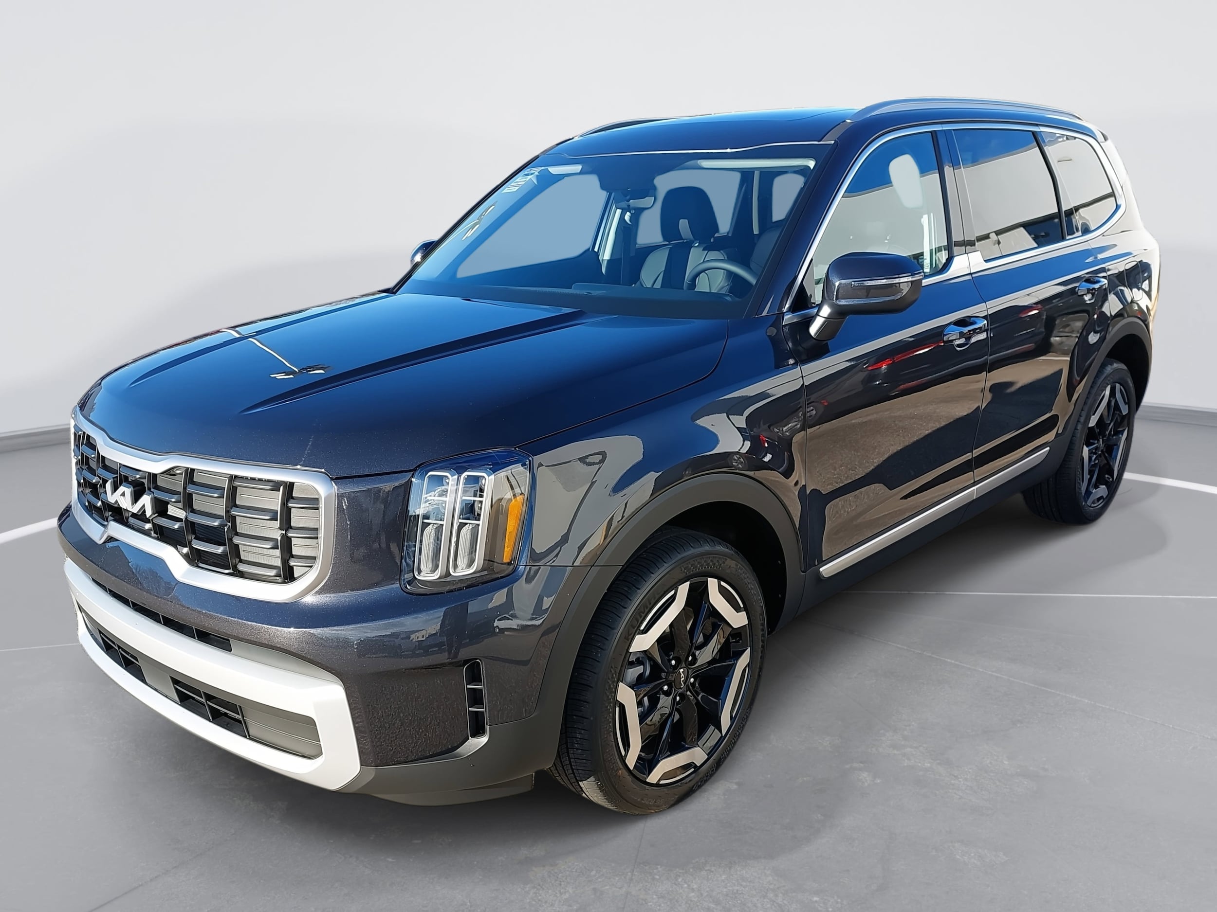 2025 Kia Telluride S's photo