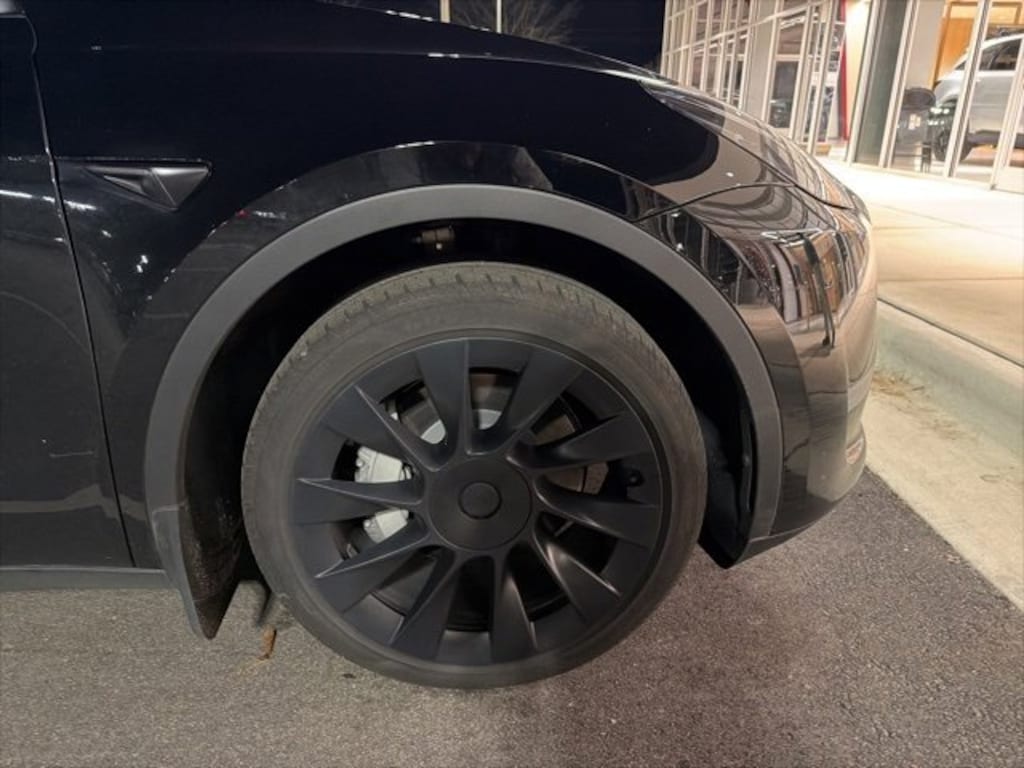 Used 2023 Tesla Model Y Long Range SUV