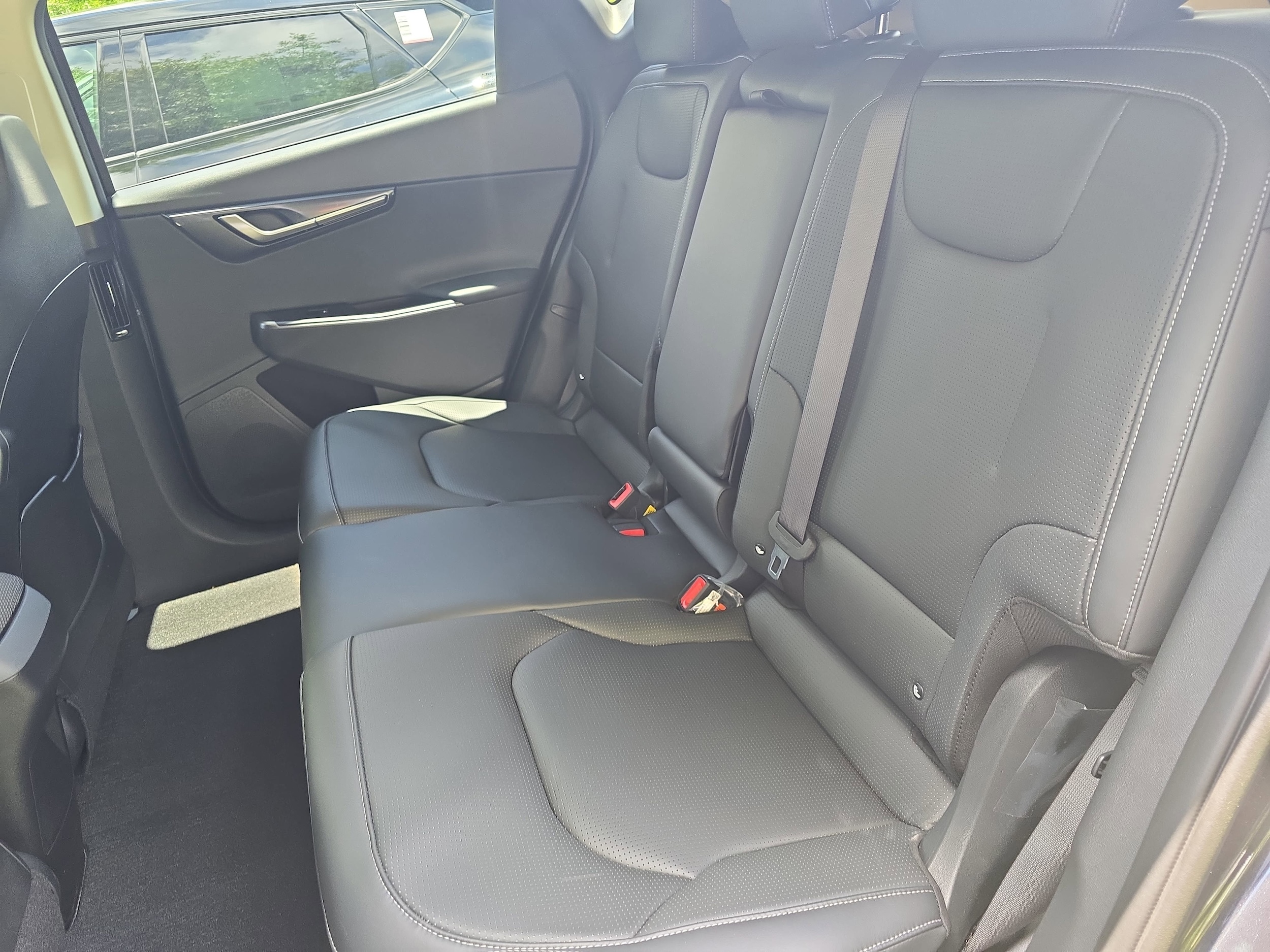 2025 Kia EV6 Wind - Photo 14
