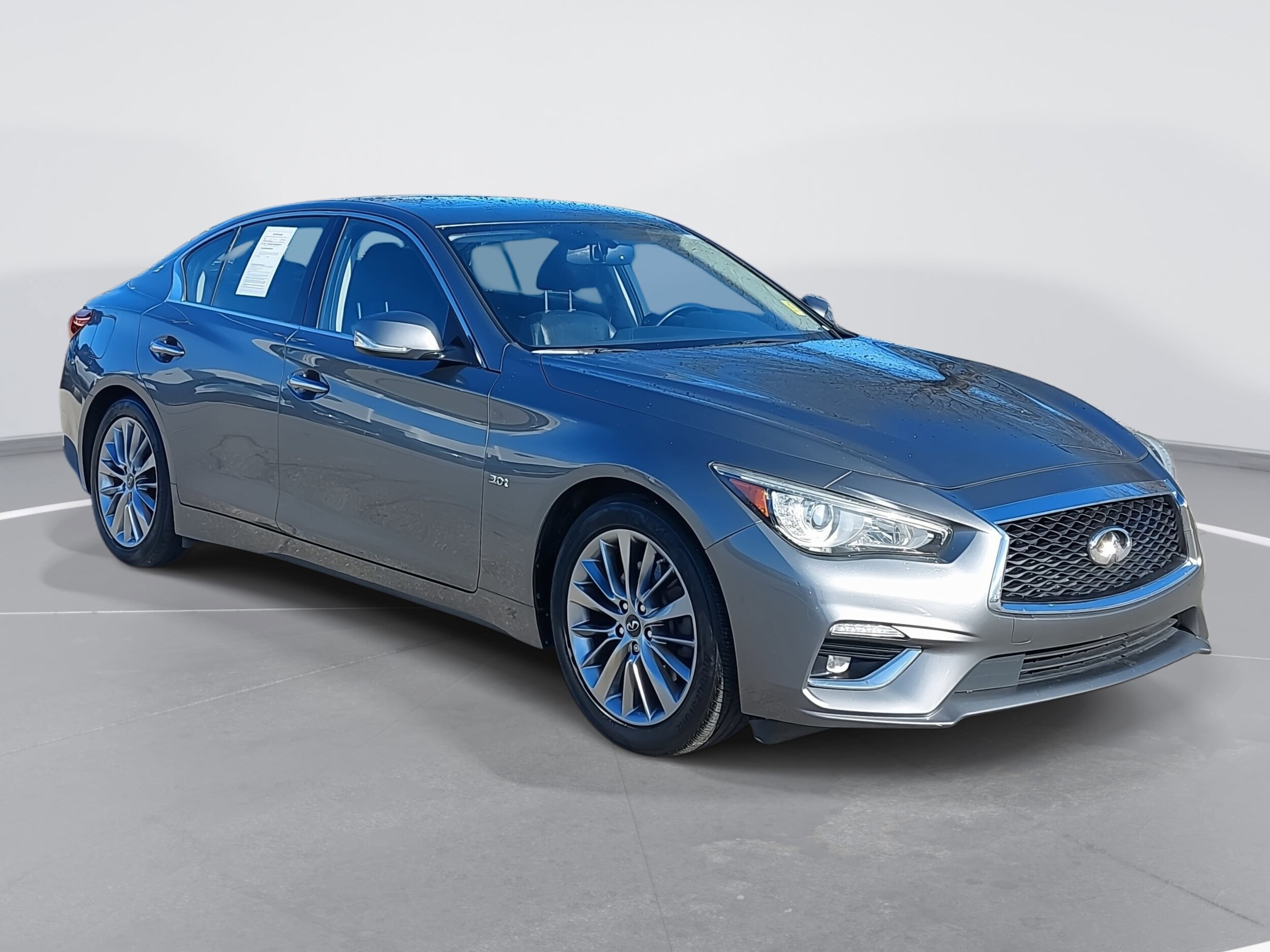2019 Infiniti Q50 3.0t LUXE photo 3