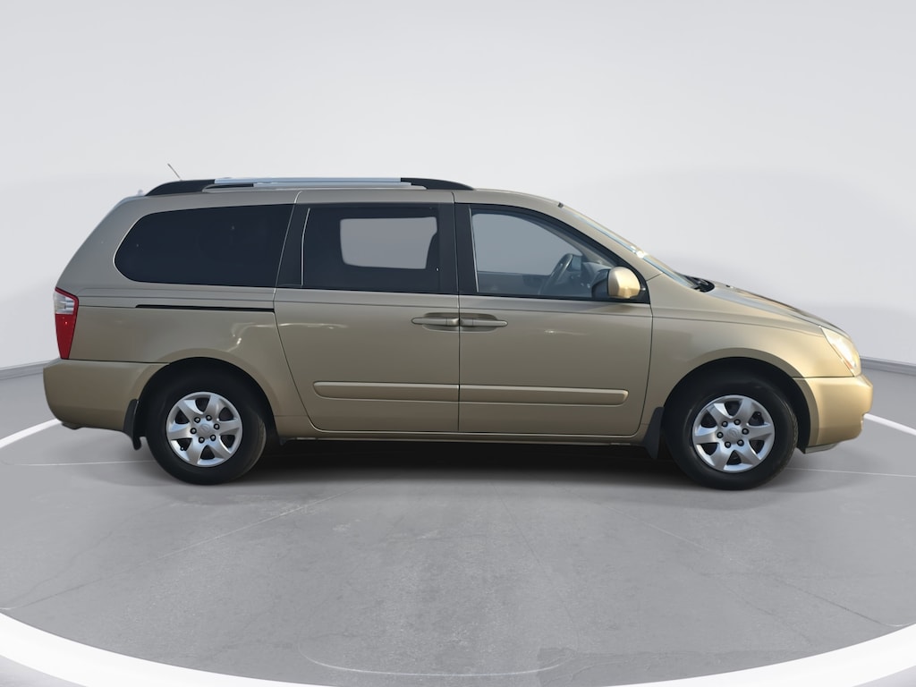 Used 2009 Kia Sedona LX Van
