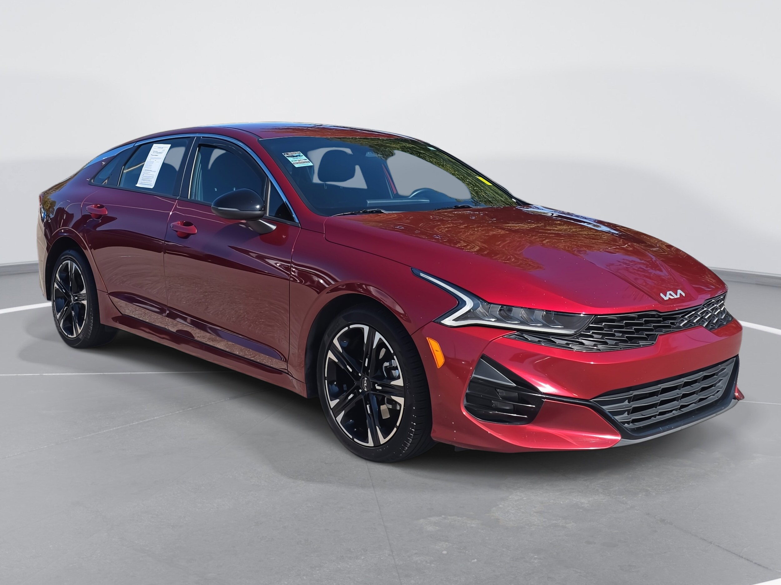 2022 Kia K5 GT-Line photo 3
