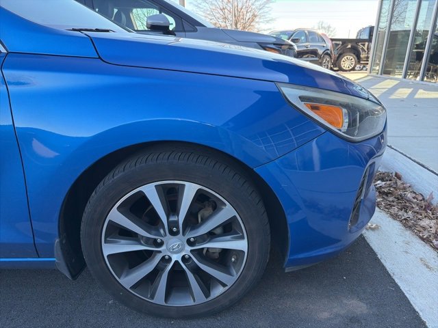 2018 Hyundai Elantra GT Base photo 2