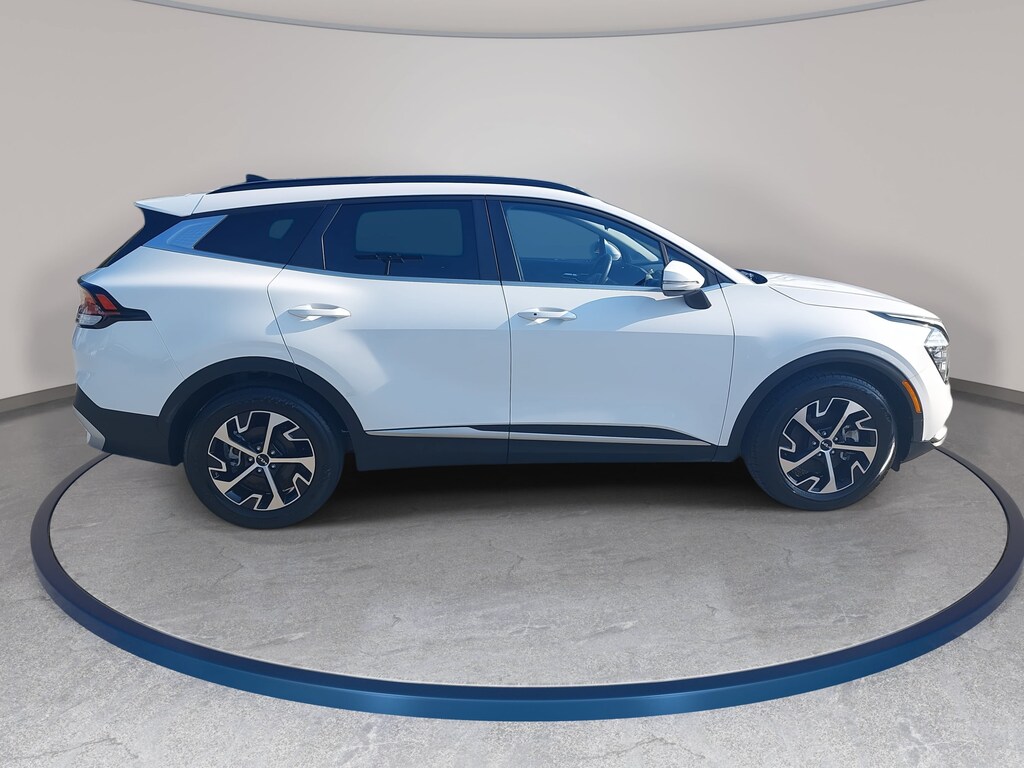 Used 2025 Kia Sportage EX SUV
