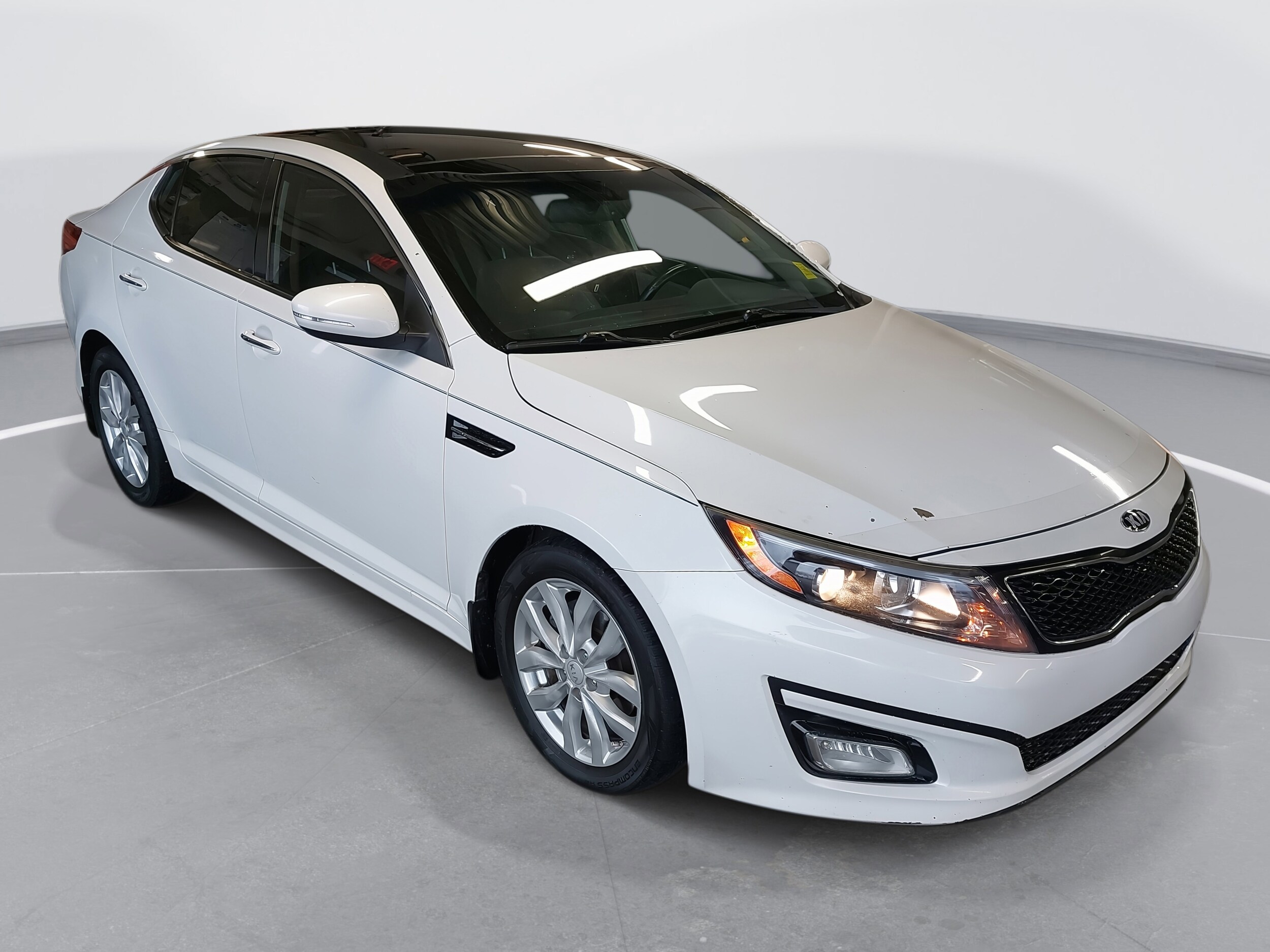 2015 Kia Optima EX photo 3