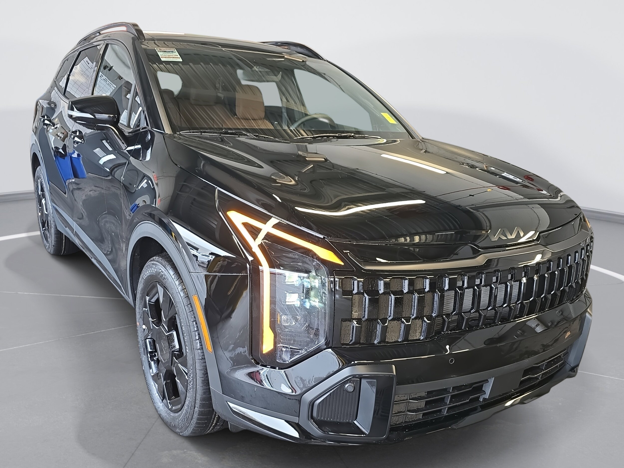 2026 Kia Sportage X-Line photo 3