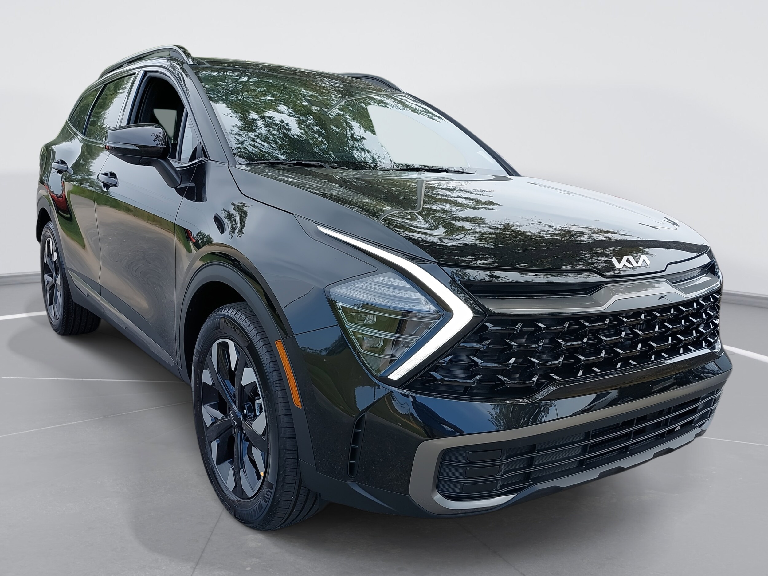 2024 Kia Sportage Plug-In Hybrid X-Line photo 2