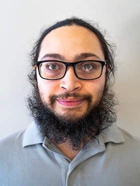 Staff member Stanley Santana from ID_b9dc6dc5dfaa