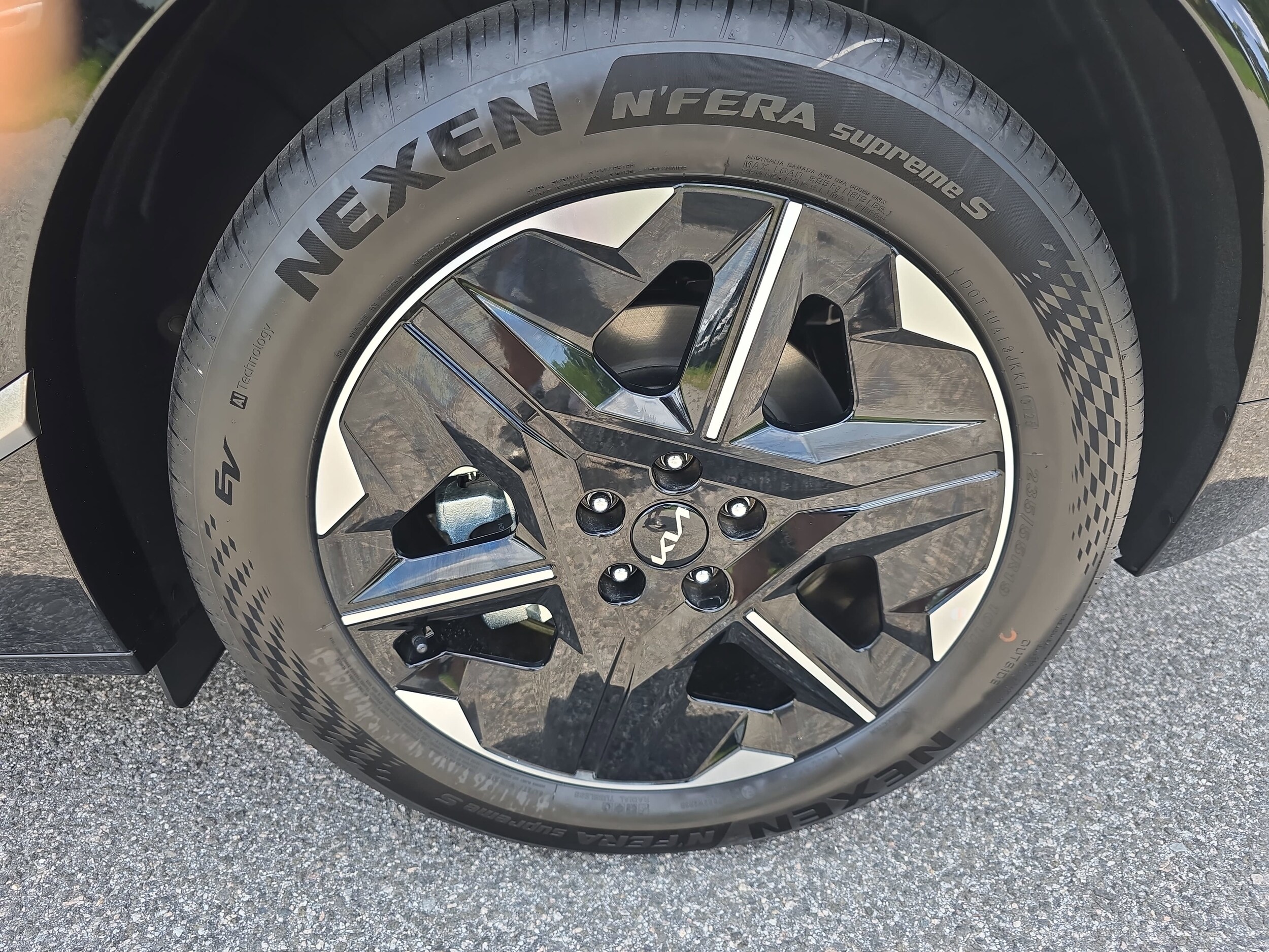 2025 Kia EV6 Wind - Photo 31