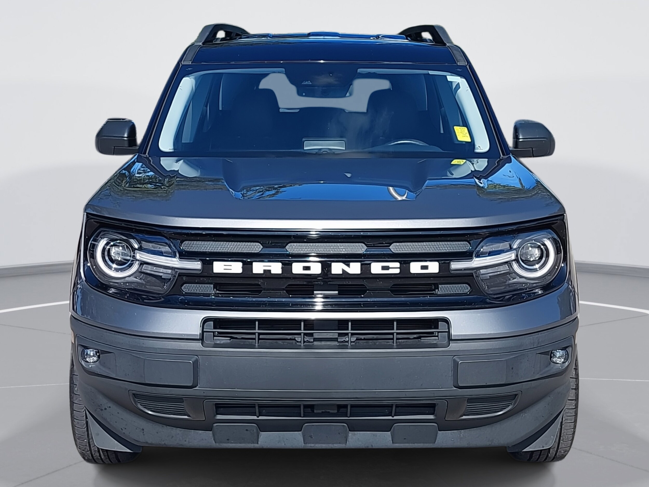 2022 Ford Bronco Sport Outer Banks photo 2