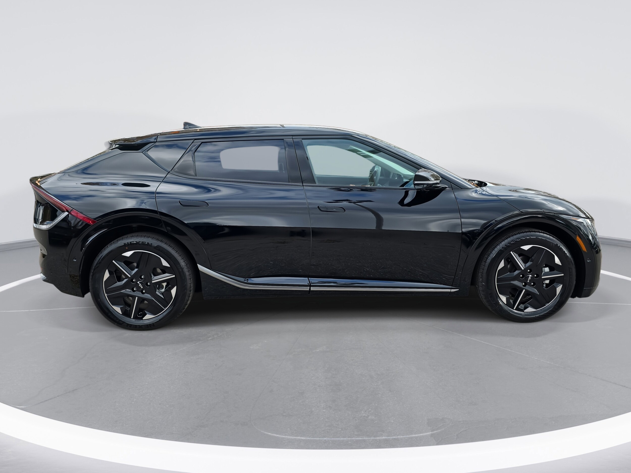 2025 Kia EV6 Wind photo 4