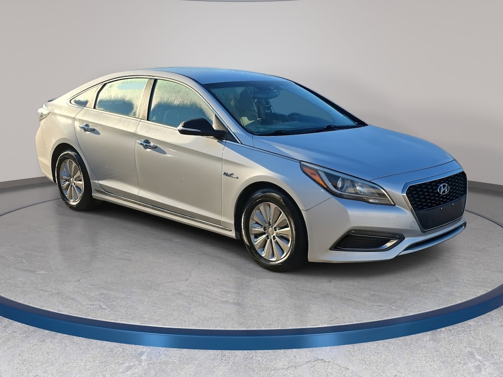 Used 2016 Hyundai Sonata Hybrid SE Sedan