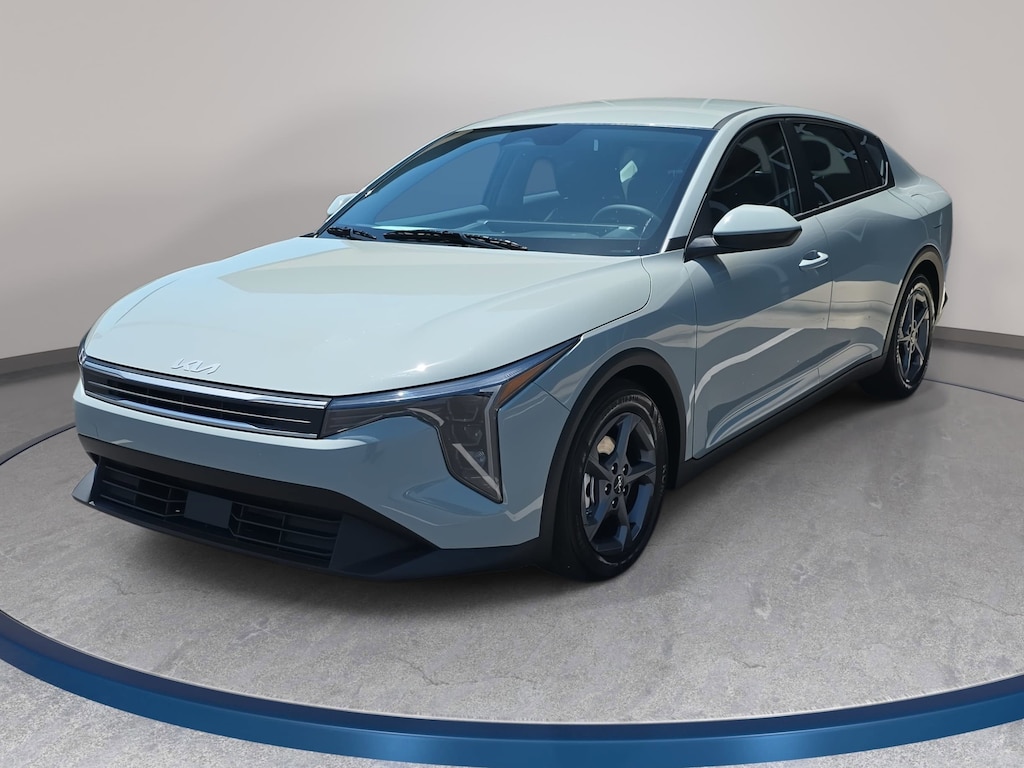 New 2026 Kia K4 LXS Sedan
