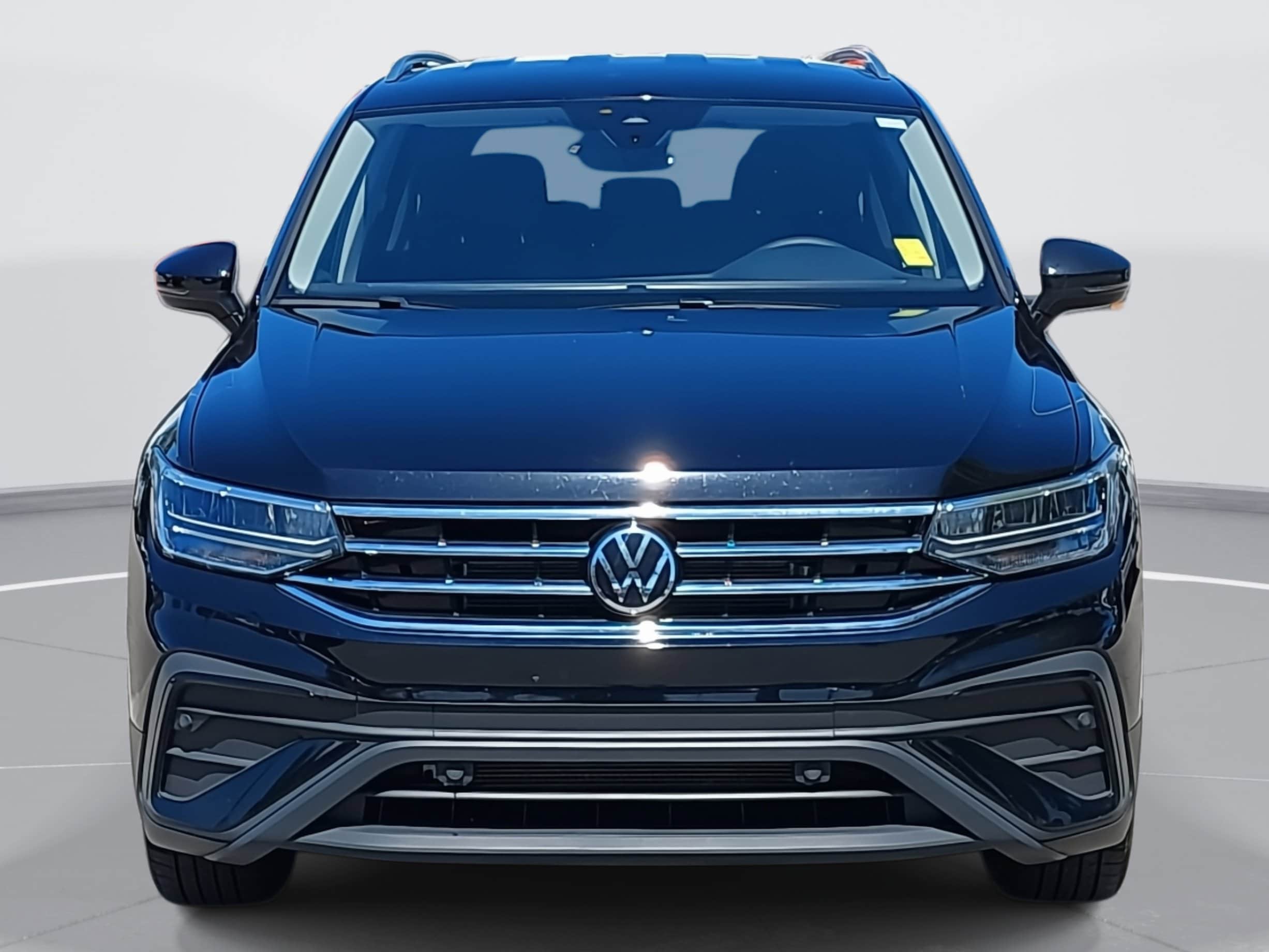 Used 2024 Volkswagen Tiguan SE with VIN 3VV3B7AX1RM072204 for sale in Knightdale, NC