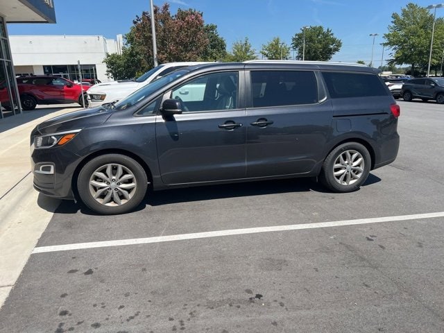 Used 2020 Kia Sedona EX with VIN KNDMB5C14L6613138 for sale in Knightdale, NC