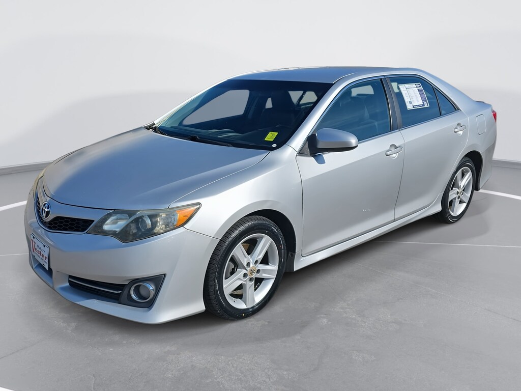 Used 2012 Toyota Camry L Sedan