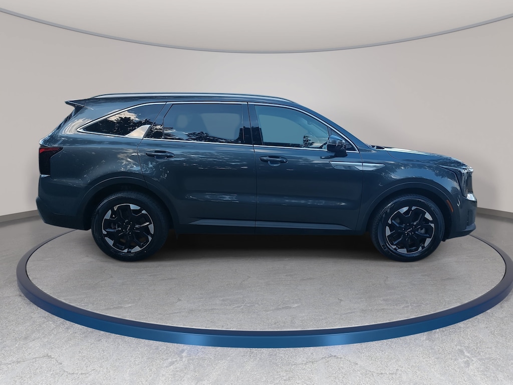 Used 2024 Kia Sorento S SUV
