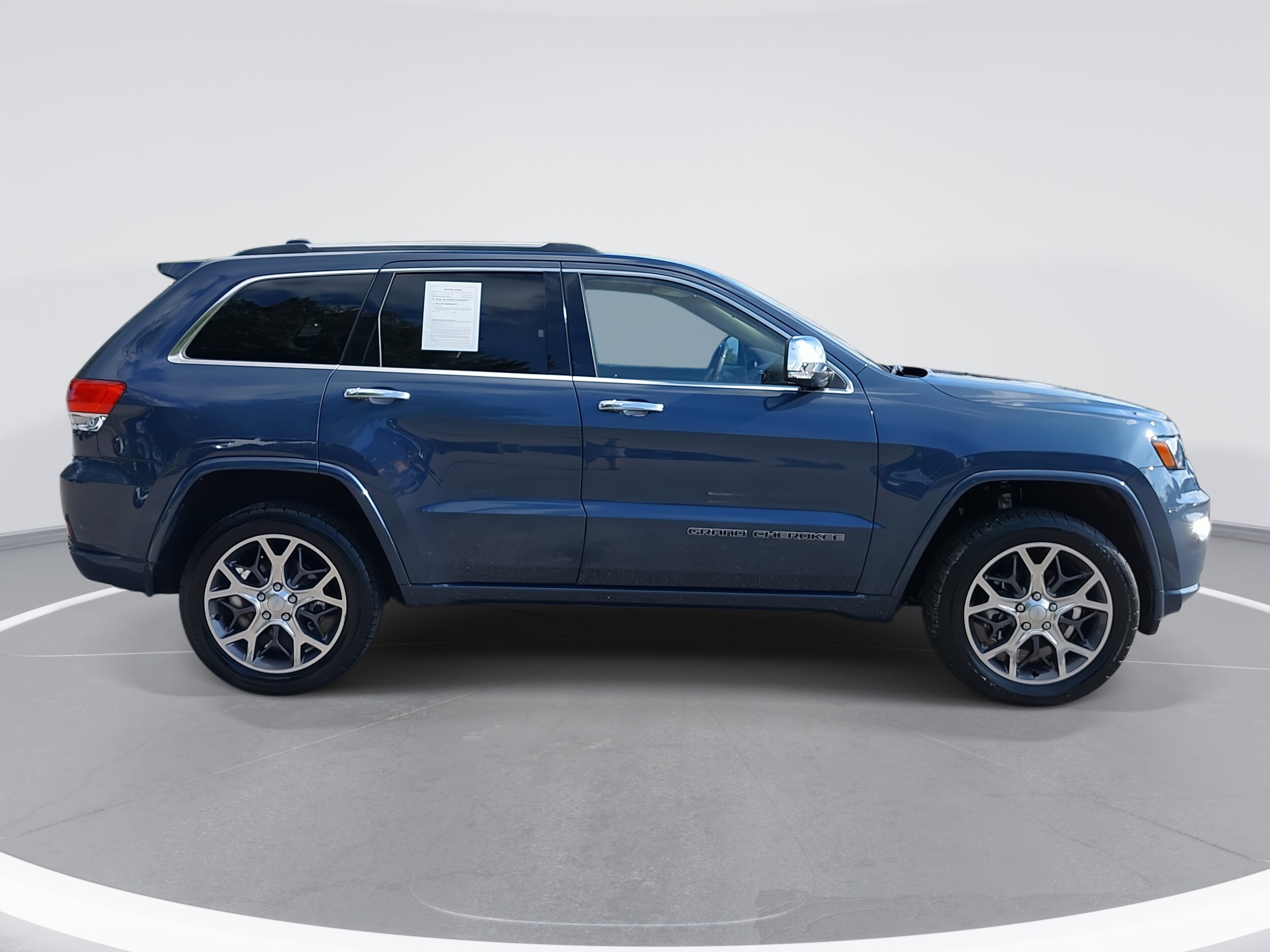 2020 Jeep Grand Cherokee Overland photo 4