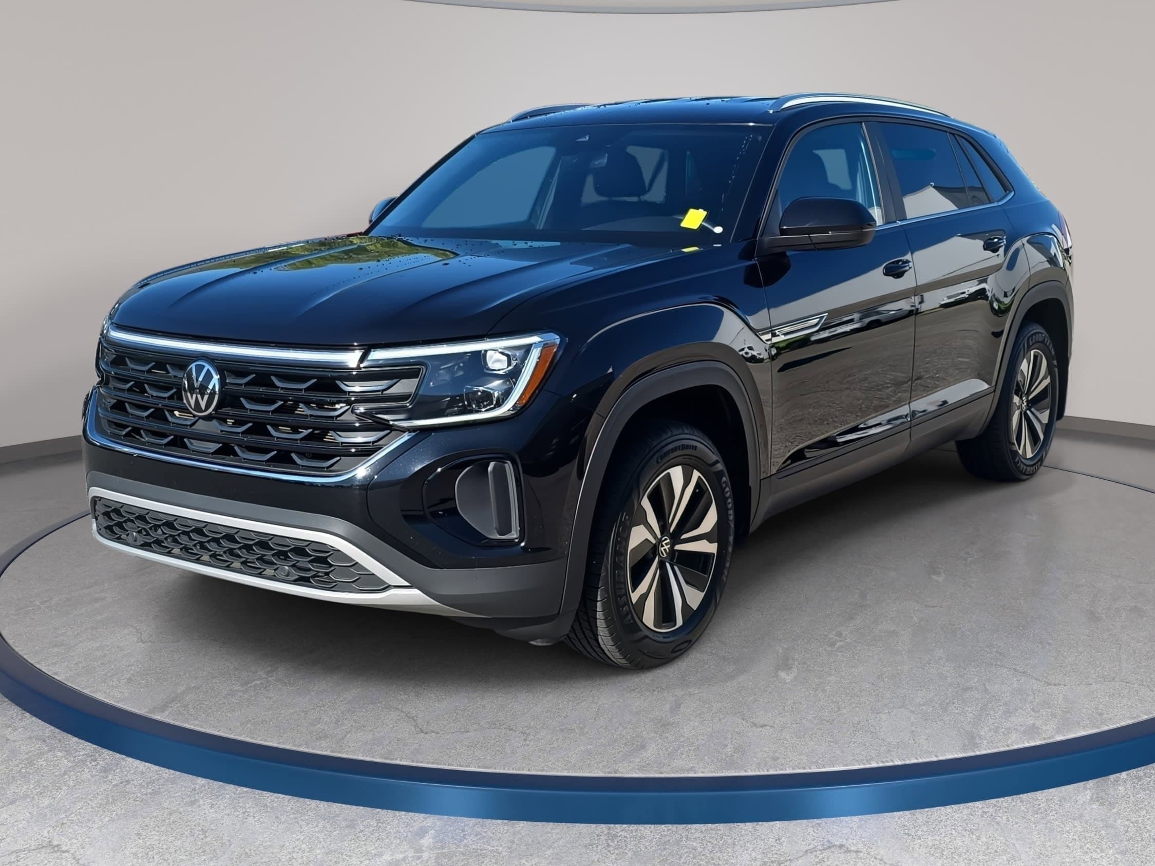 2024 Volkswagen Atlas Cross Sport 2.0T SE 4MOTION's photo