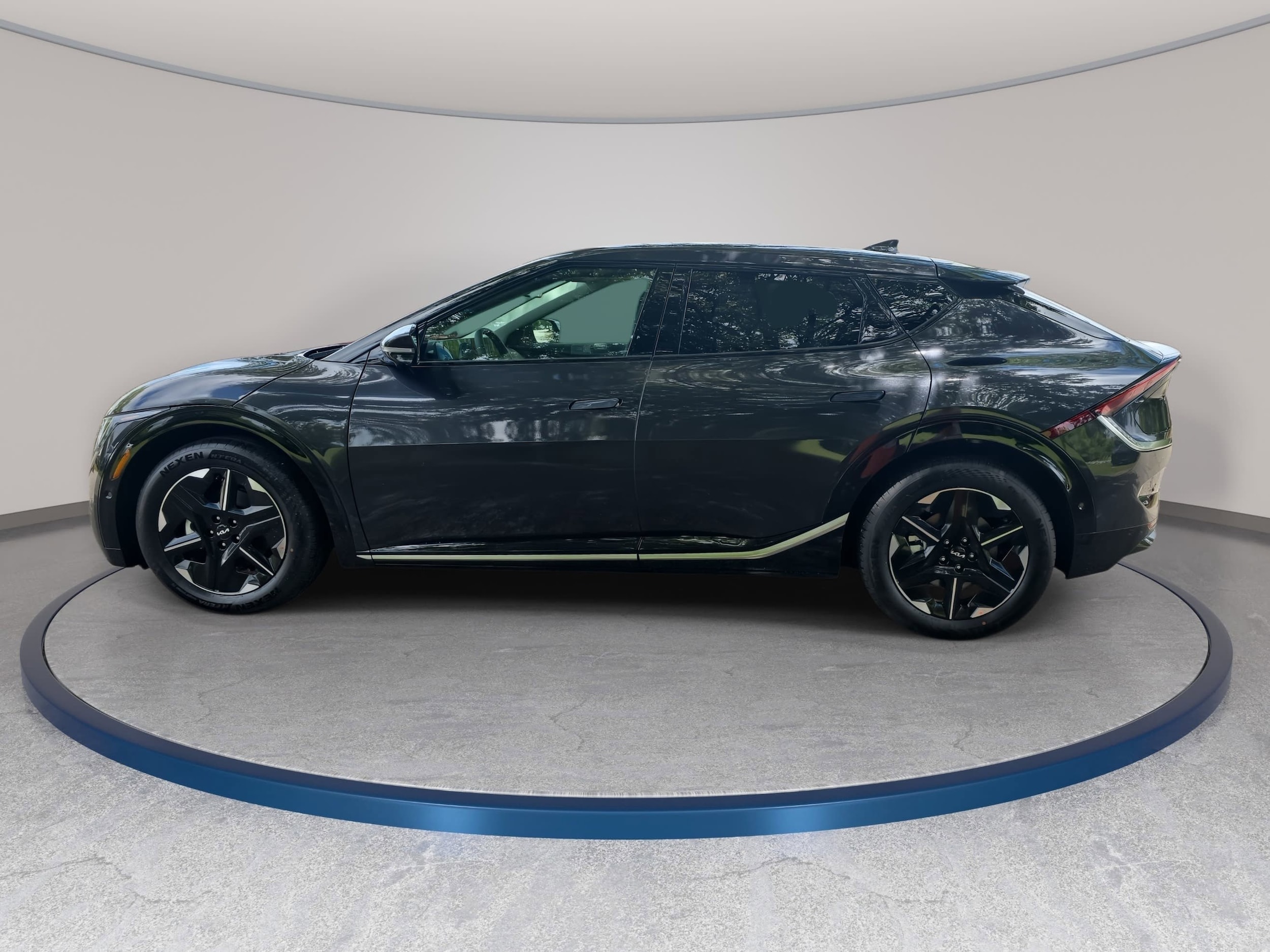 2025 Kia EV6 Wind - Photo 8