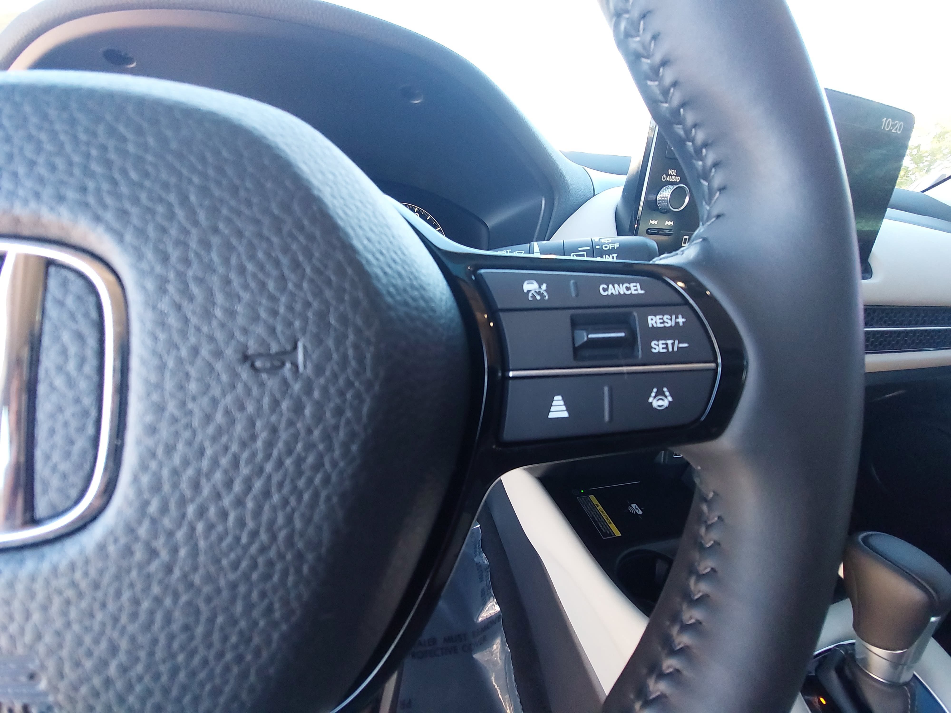 2024 Honda HR-V EX-L - Photo 17