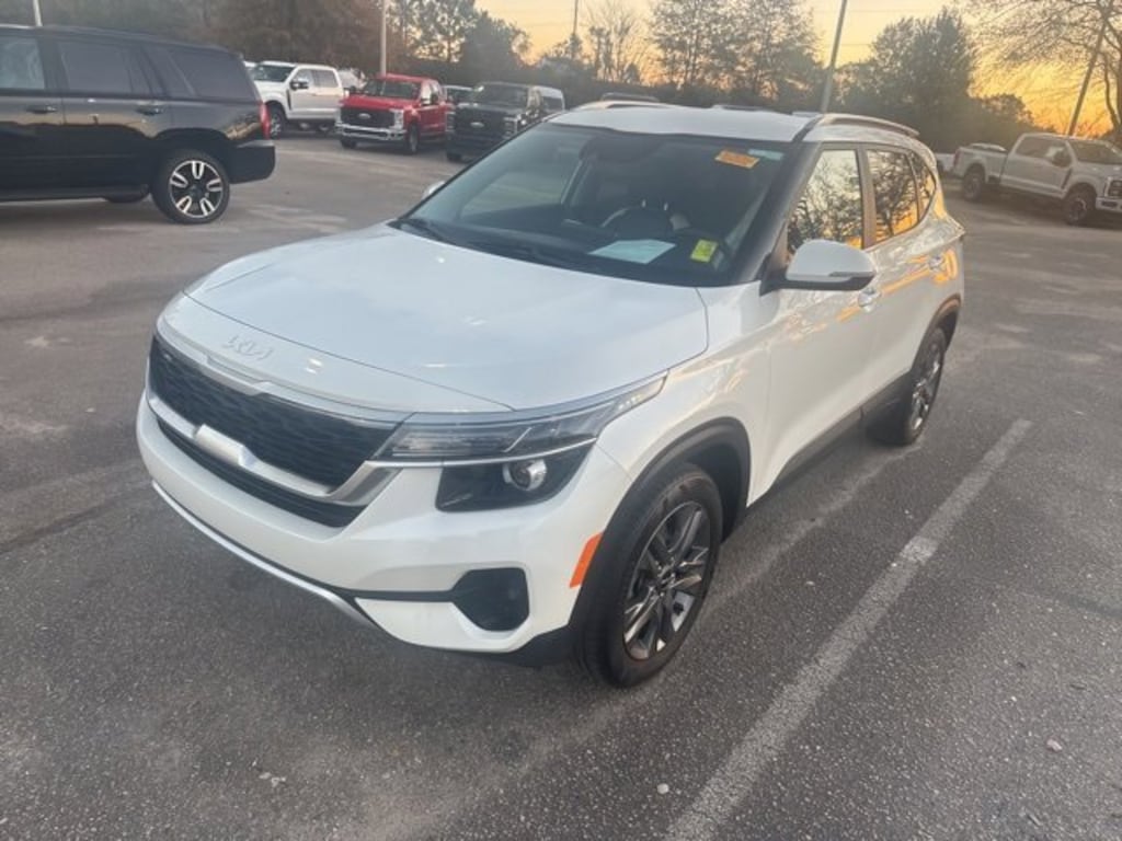 Used 2023 Kia Seltos S SUV