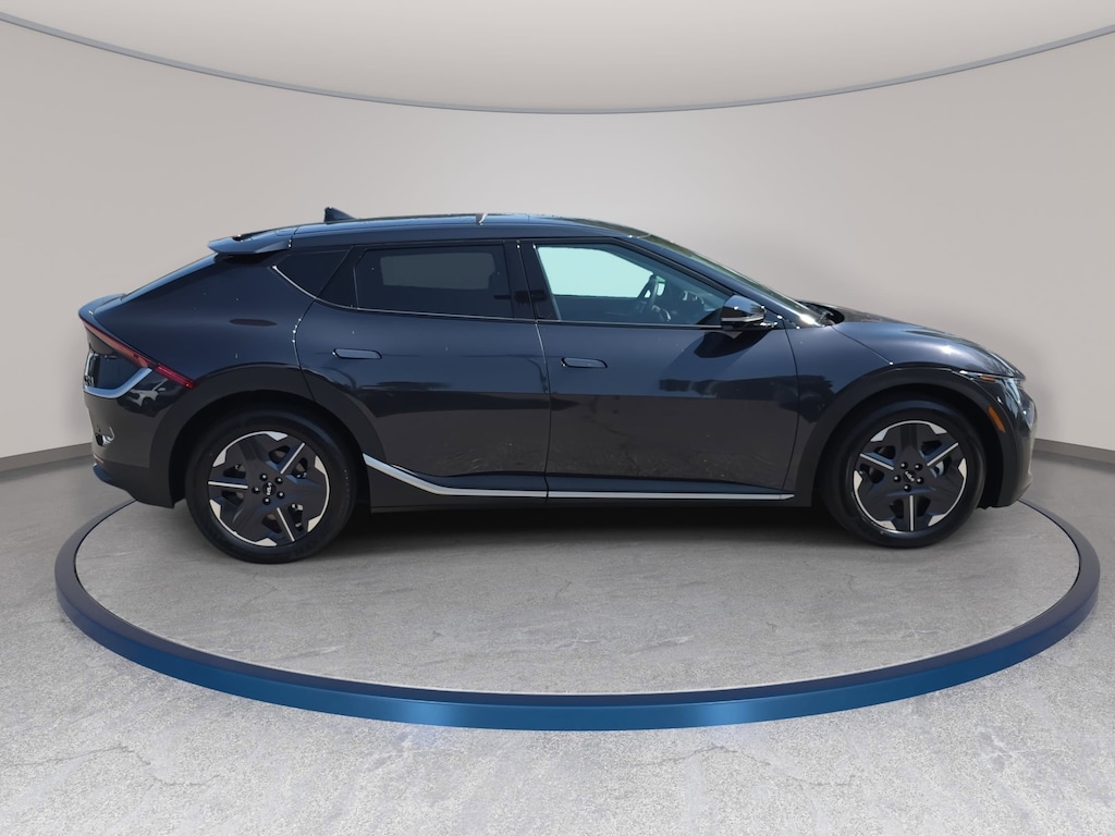 New 2025 Kia EV6 Light Light RWD